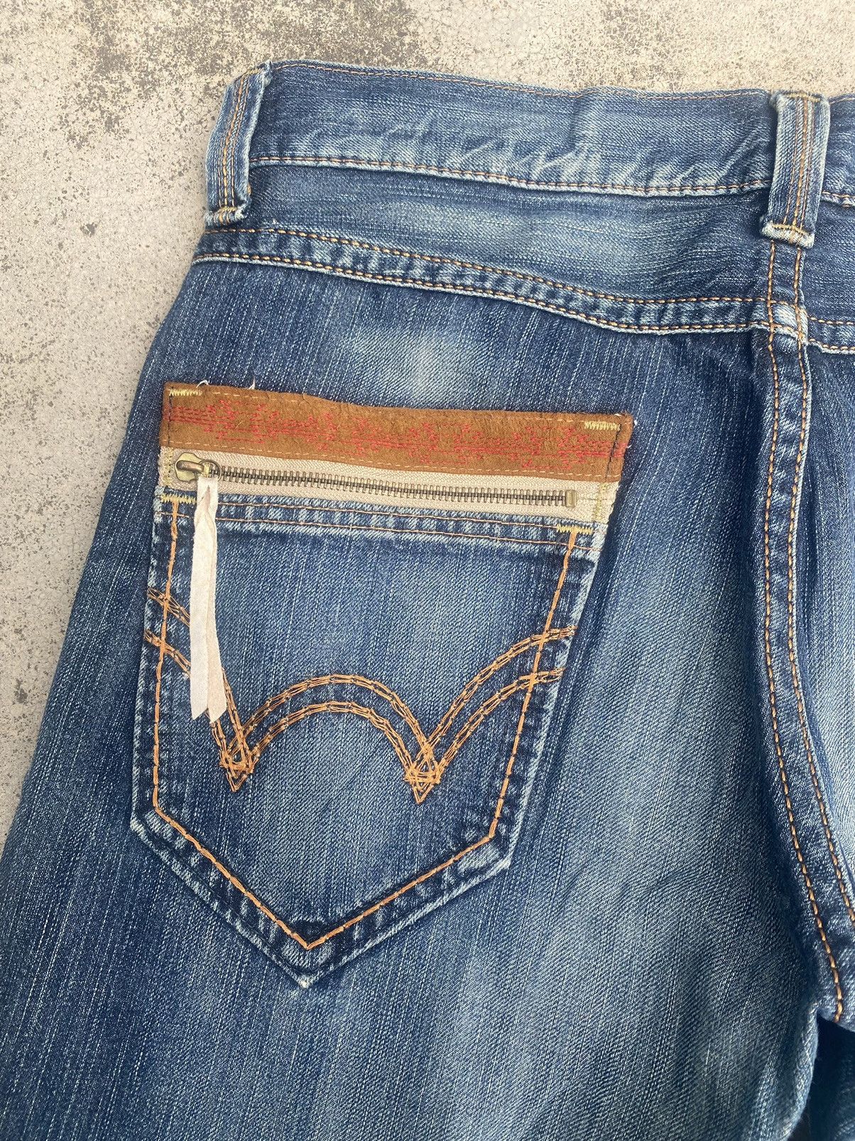 Edwin × Japanese Brand × Vintage Vintage y2k Edwin Faded Loose Denim Jeans Size US 36 / EU 52 - 22 Thumbnail