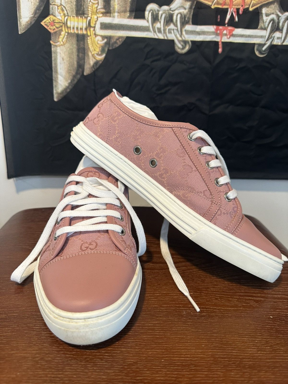 Gucci Gucci low tops 9.5 US Size US 8 / IT 38 - 1 Thumbnail