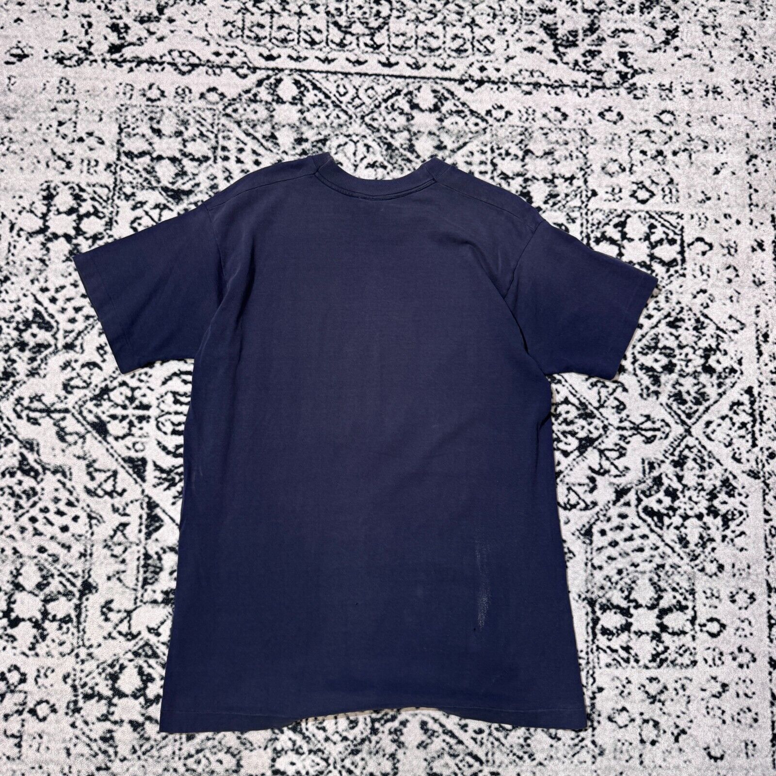 Vintage Vintage Navy Blue Cotton T-Shirt Size L Y2K 90s Spelout Logo Size US L / EU 52-54 / 3 - 7 Thumbnail