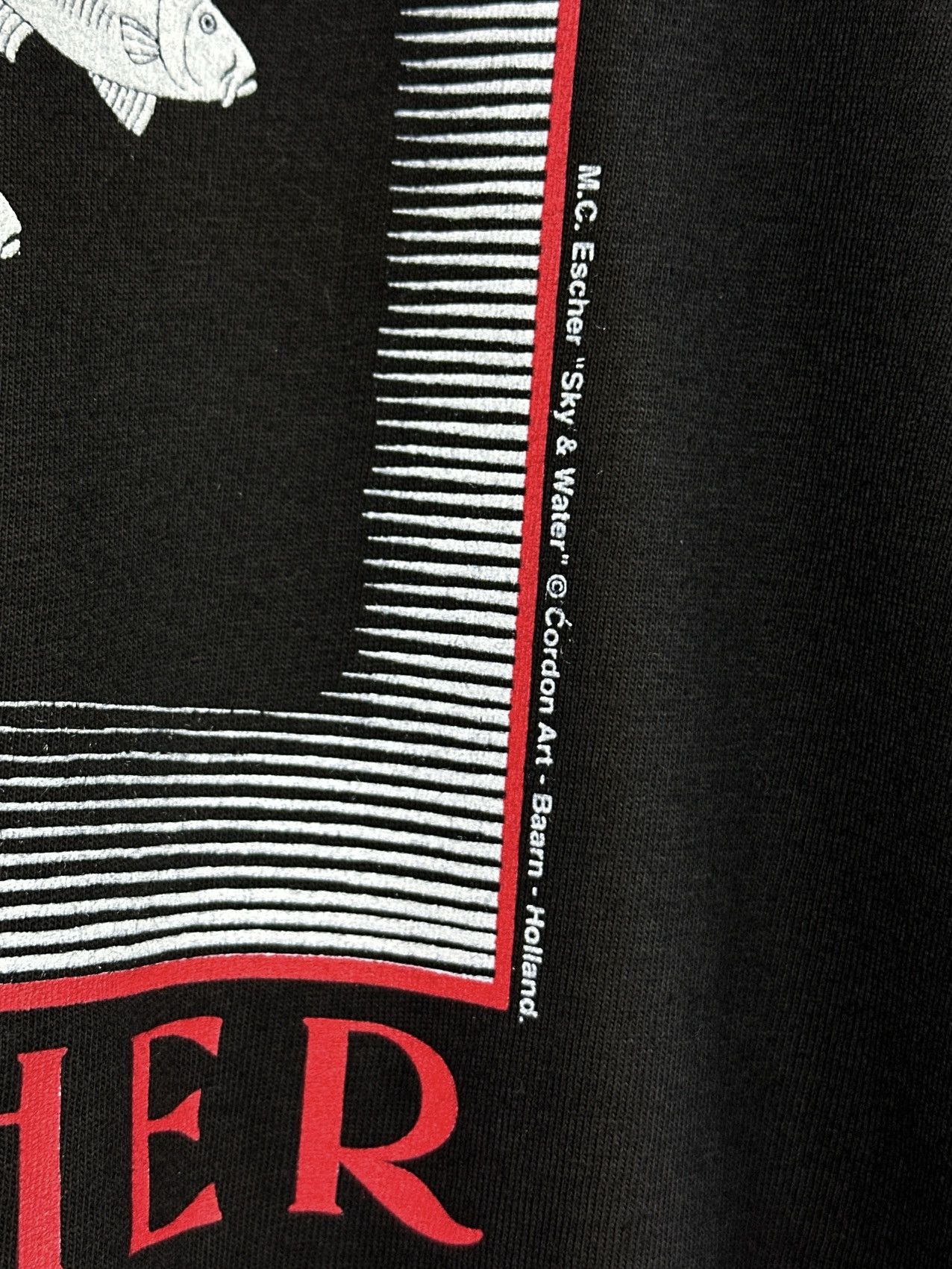 Vintage Vintage MC Escher “Ski & Water” Art T-Shirt Black Size US XL / EU 56 / 4 - 10 Thumbnail
