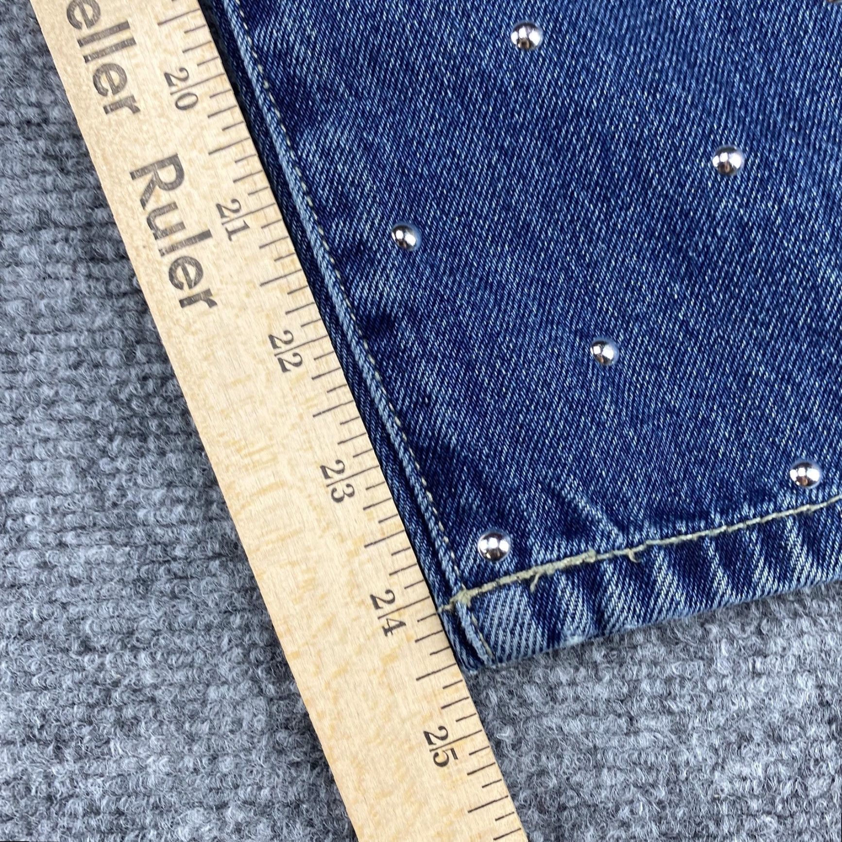 Vintage Current/Elliott Jeans Womens 25 Blue Studded Embellished Denim Straight Leg Size 42" / US 20 - 7 Thumbnail