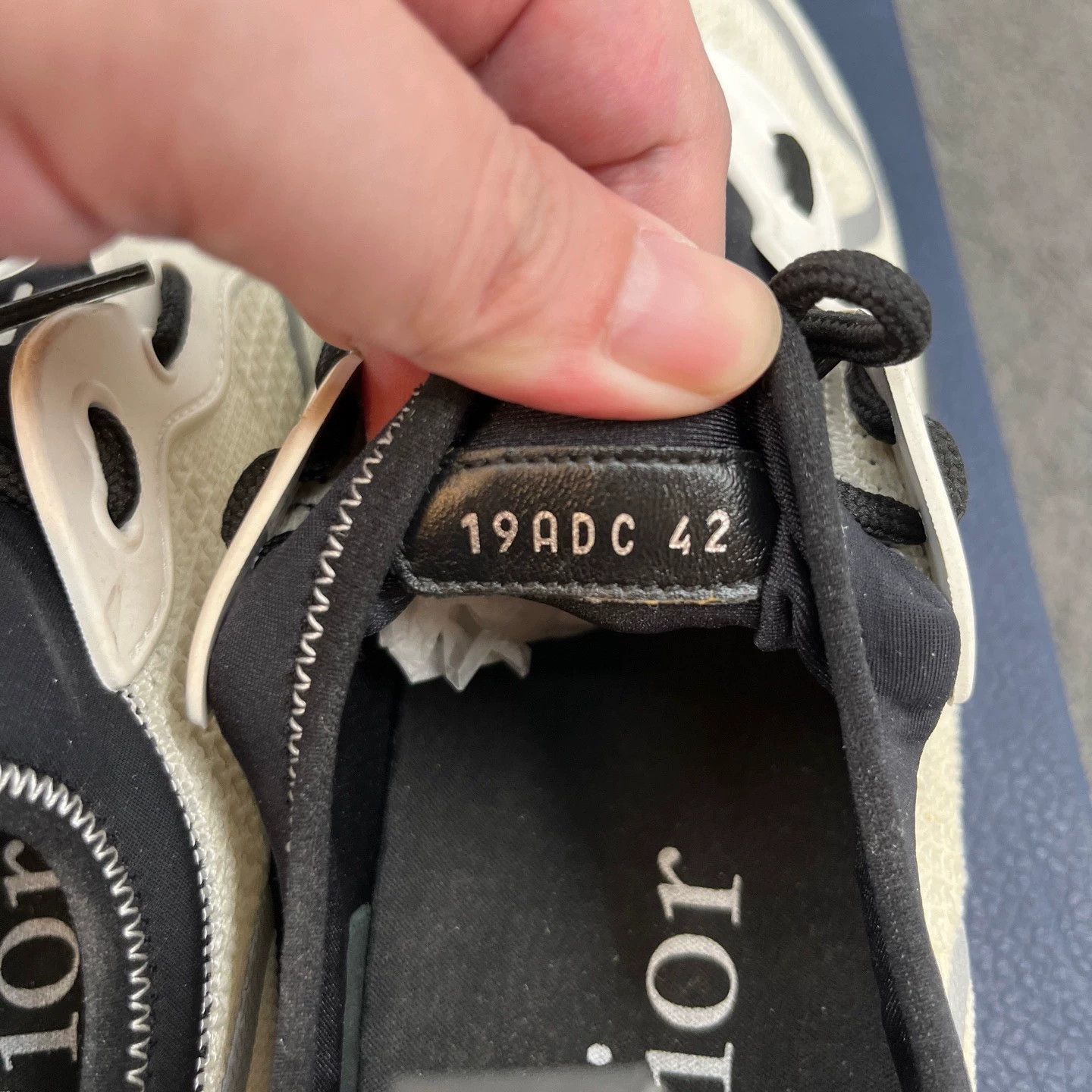 Dior B21 Mesh Logo Sneakers 42 (Near New, Minor Stains), Men's (Size 9) — image 4 of 6