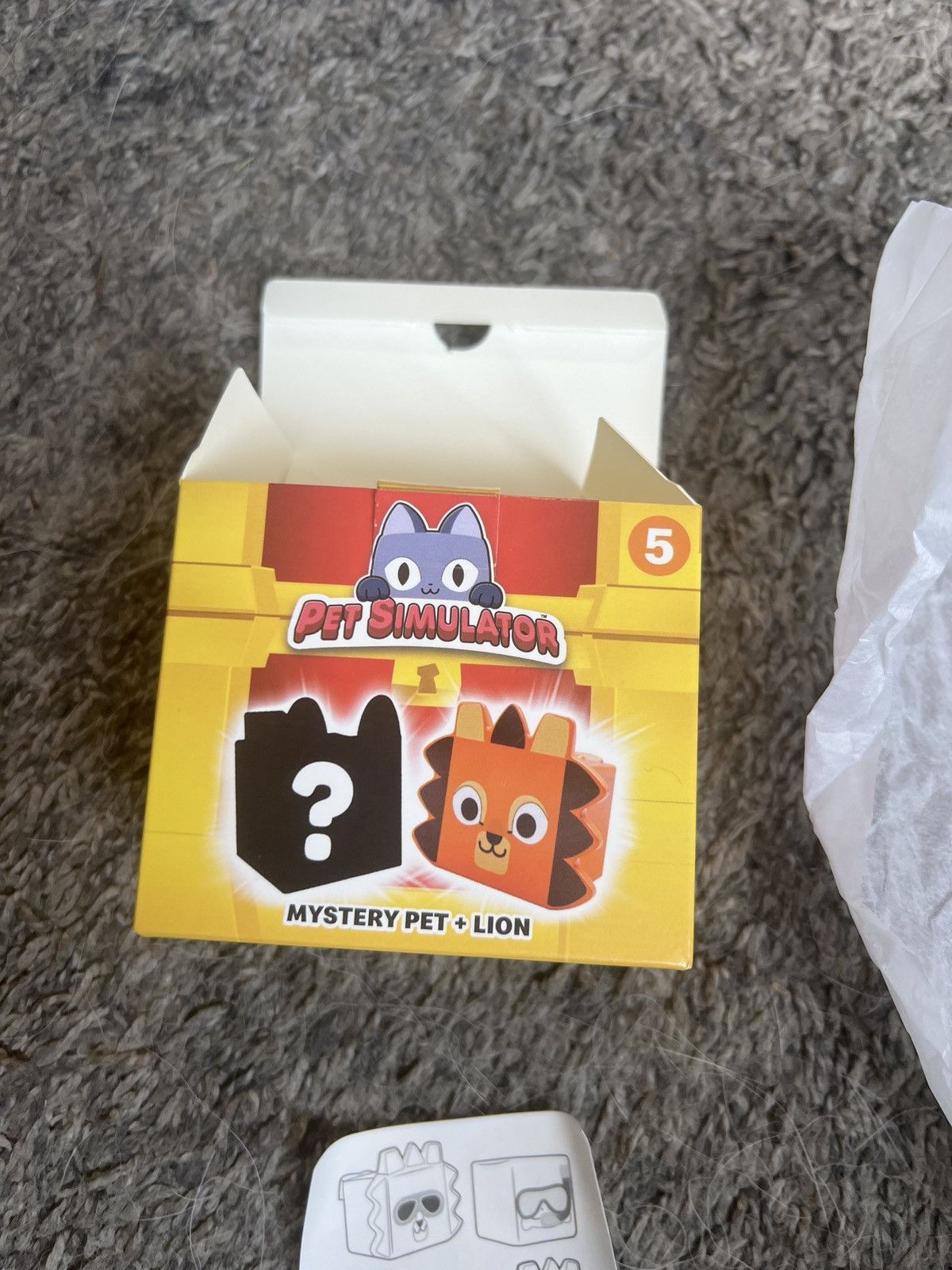 Hypebeast 2024 McDonald’s Pet Simulator Mystery Pet + Lion Size ONE SIZE - 4 Thumbnail