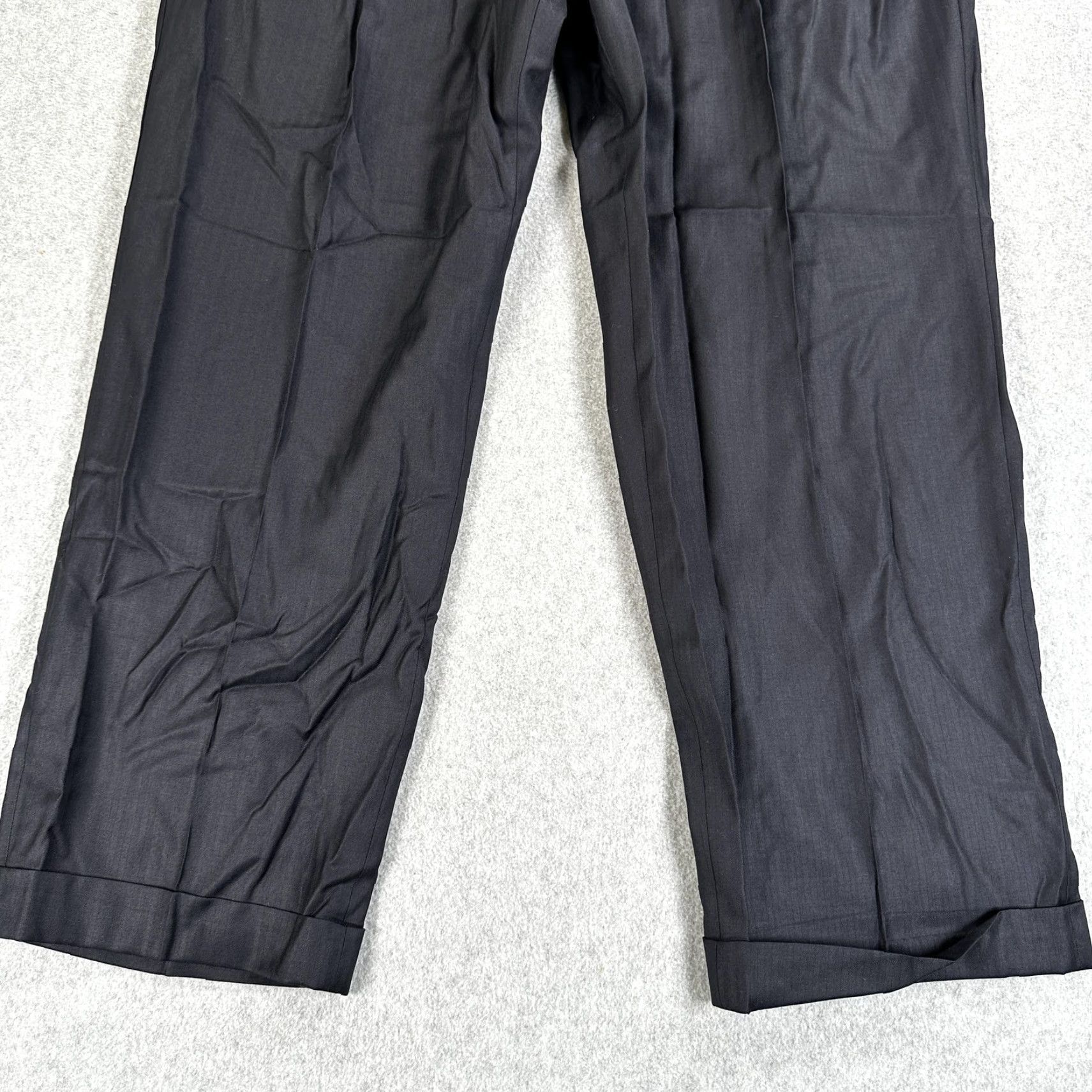 Brooks Brothers Brooks Brothers Dress Pants Mens 40x28 Gray Wool Pleated Cuffed Made USA Formal Business Pants Mens Size US 40 / EU 56 - 3 Thumbnail