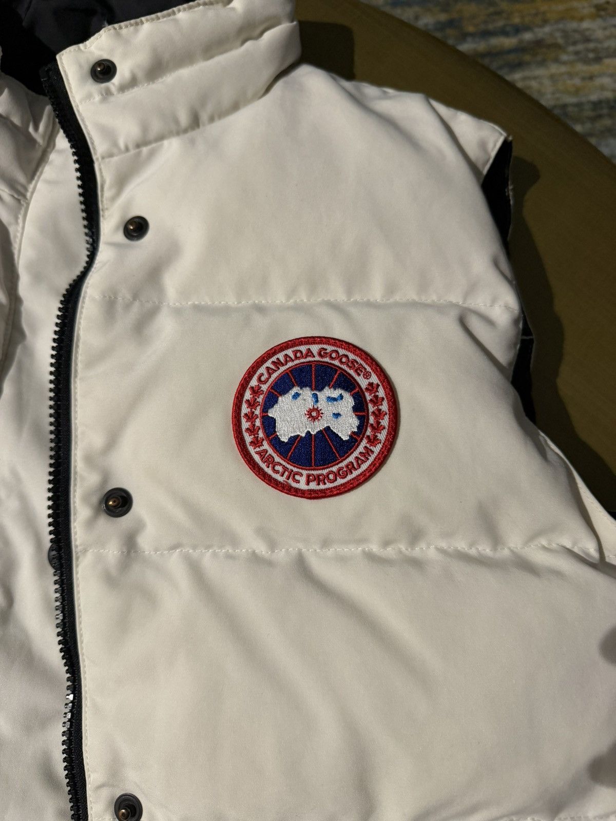 Canada Goose Canada Goose Trillium Vest White Size L Freshly Cleaned Size L / US 10 / IT 46 - 2 Thumbnail