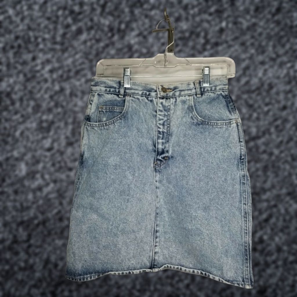 Calvin Klein VINTAGE Calvin Klein Denim Skirt Women Size 12 A-Line Knee Length Casual 80s USA Made Size 34" / US 12 / IT 48 - 1 Thumbnail