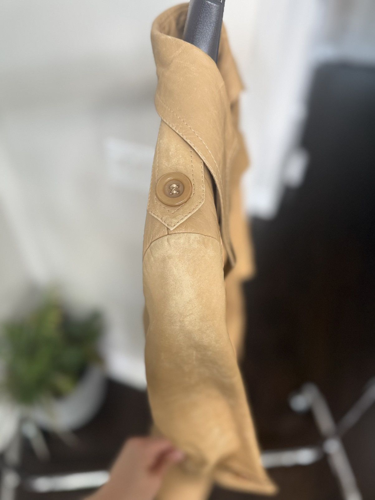 Other Vintage 1960sEuro Camel Leather Double Breasted Trench Coat Size M / US 6-8 / IT 42-44 - 15 Thumbnail