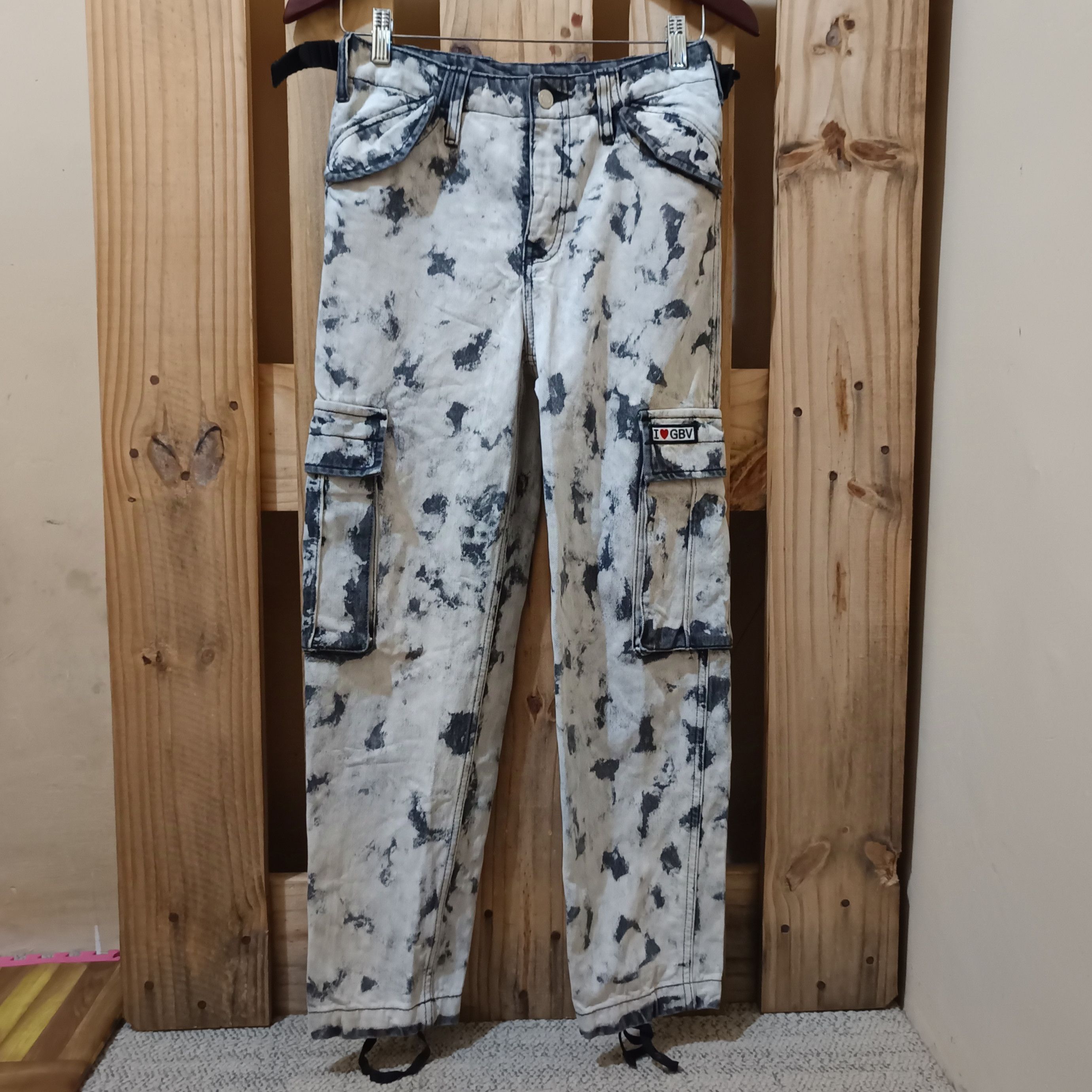 Giambattista Valli × H&M GIAMBATTISTA VALLI X H&M CARGO PANTS Size 26" / US 2 / IT 38 - 1 Thumbnail
