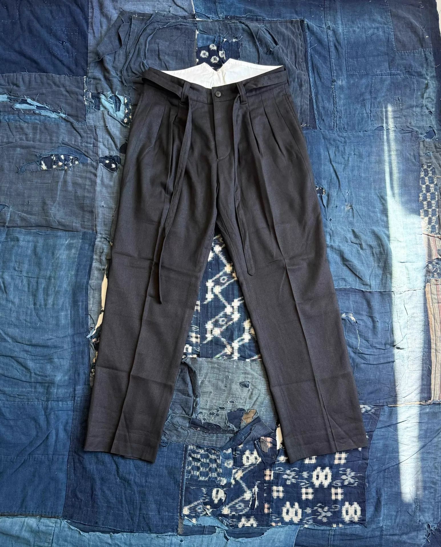 Visvim Black Pleated Casual Pants Size 34 Size US 34 / EU 50 - 1 Thumbnail