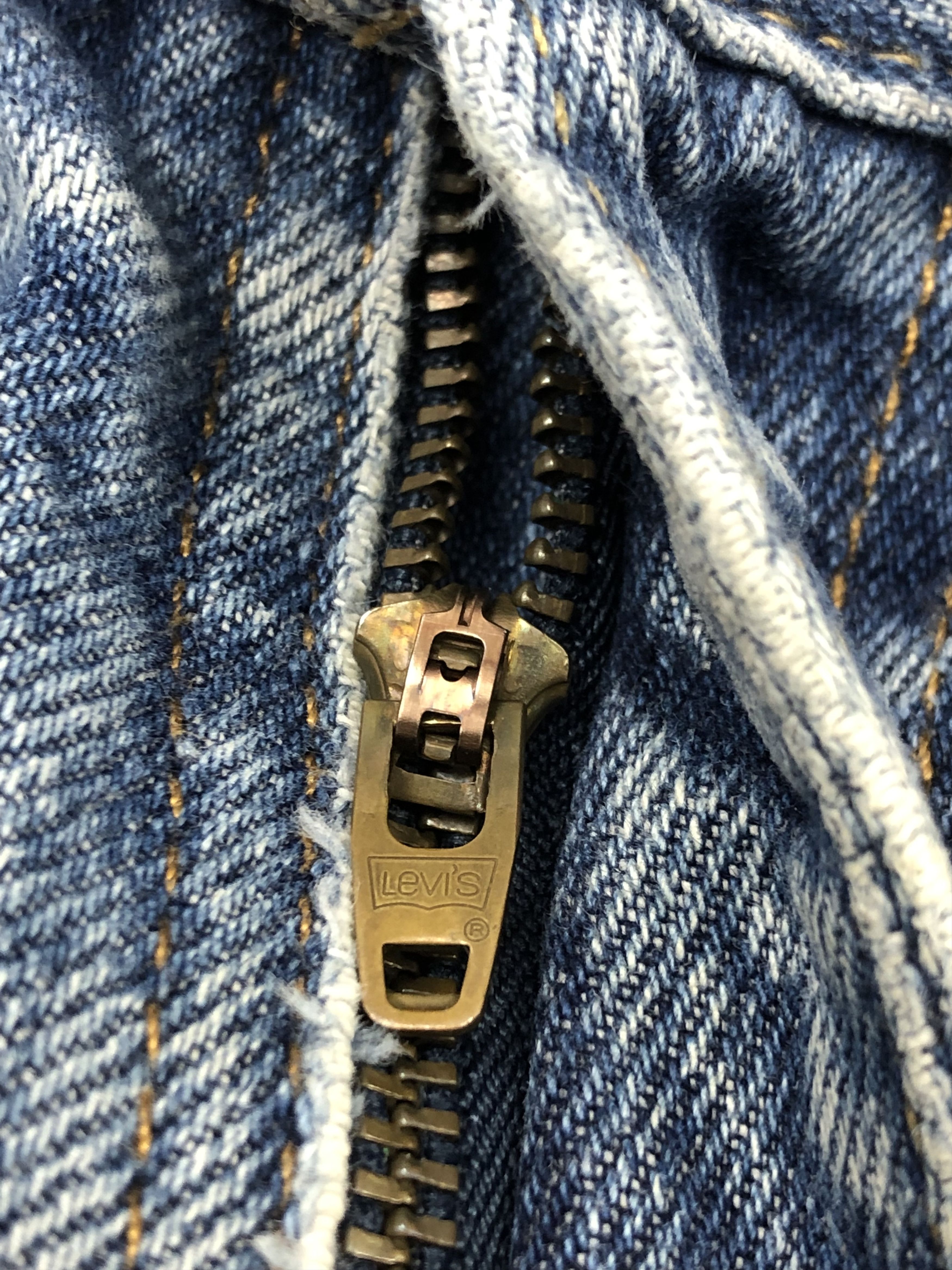 Levi's Vintage Levis 550 Faded Blue Jeans DPP0186 Size US 34 / EU 50 - 9 Thumbnail