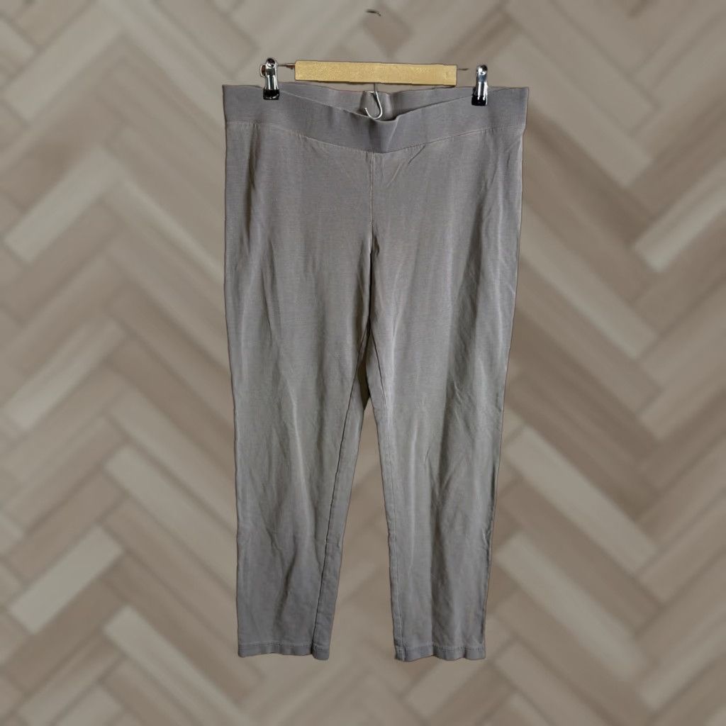 J. Jill Pure J Jill Beige Tan Pull On Slim Leg Cropped Pants Size Medium Size 32" / US 10 / IT 46 - 1 Thumbnail