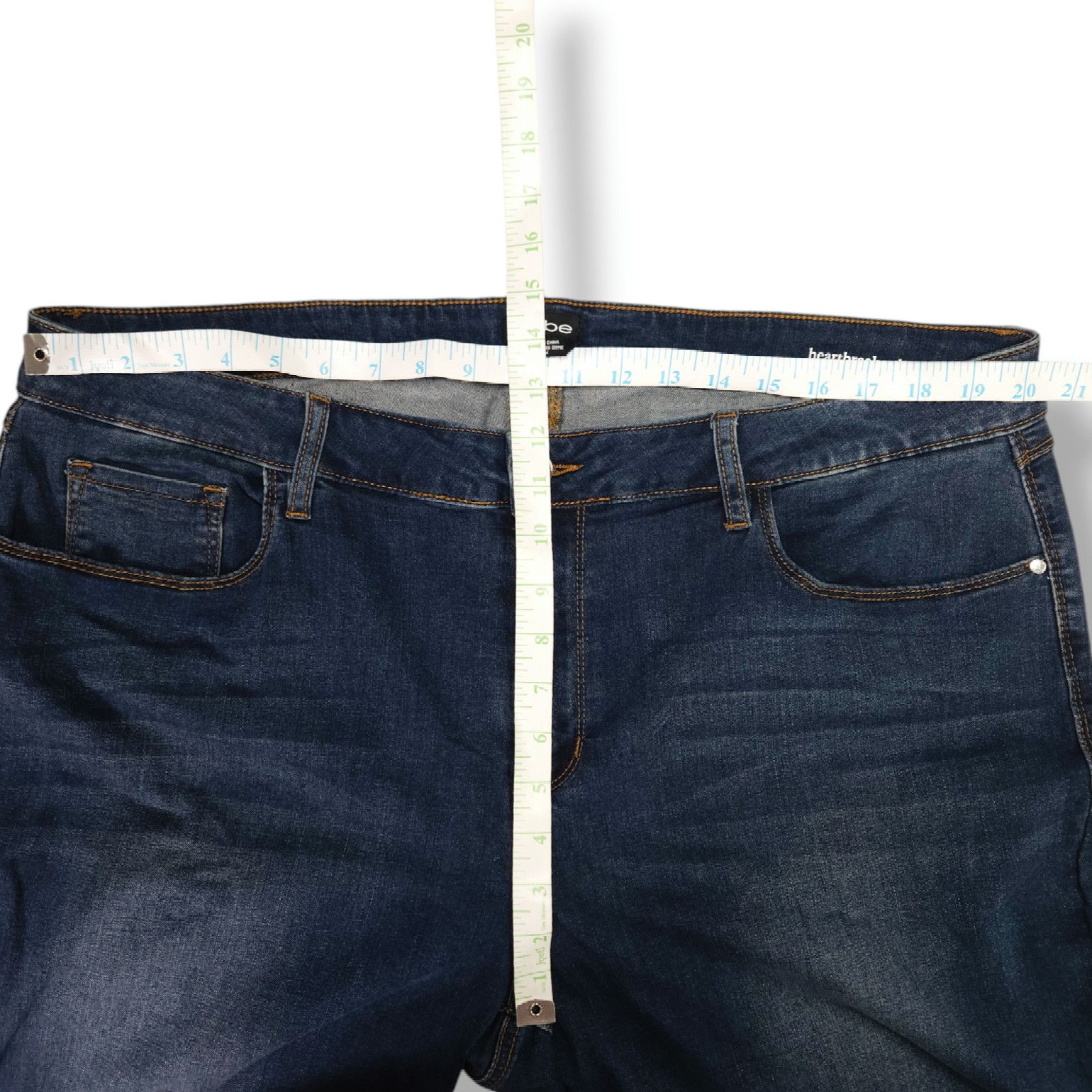 Bebe EUC Bebe Heartbreaker Skinny Legging Jeans Sz. 22Wx26 Size 40" / US 18 - 9 Thumbnail