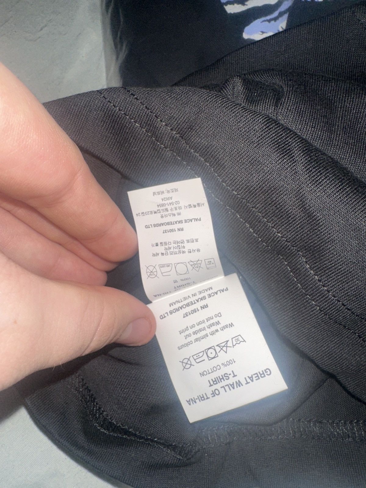 Palace Palace The Great Wall of Tri-Na Black Size US L / EU 52-54 / 3 - 4 Thumbnail