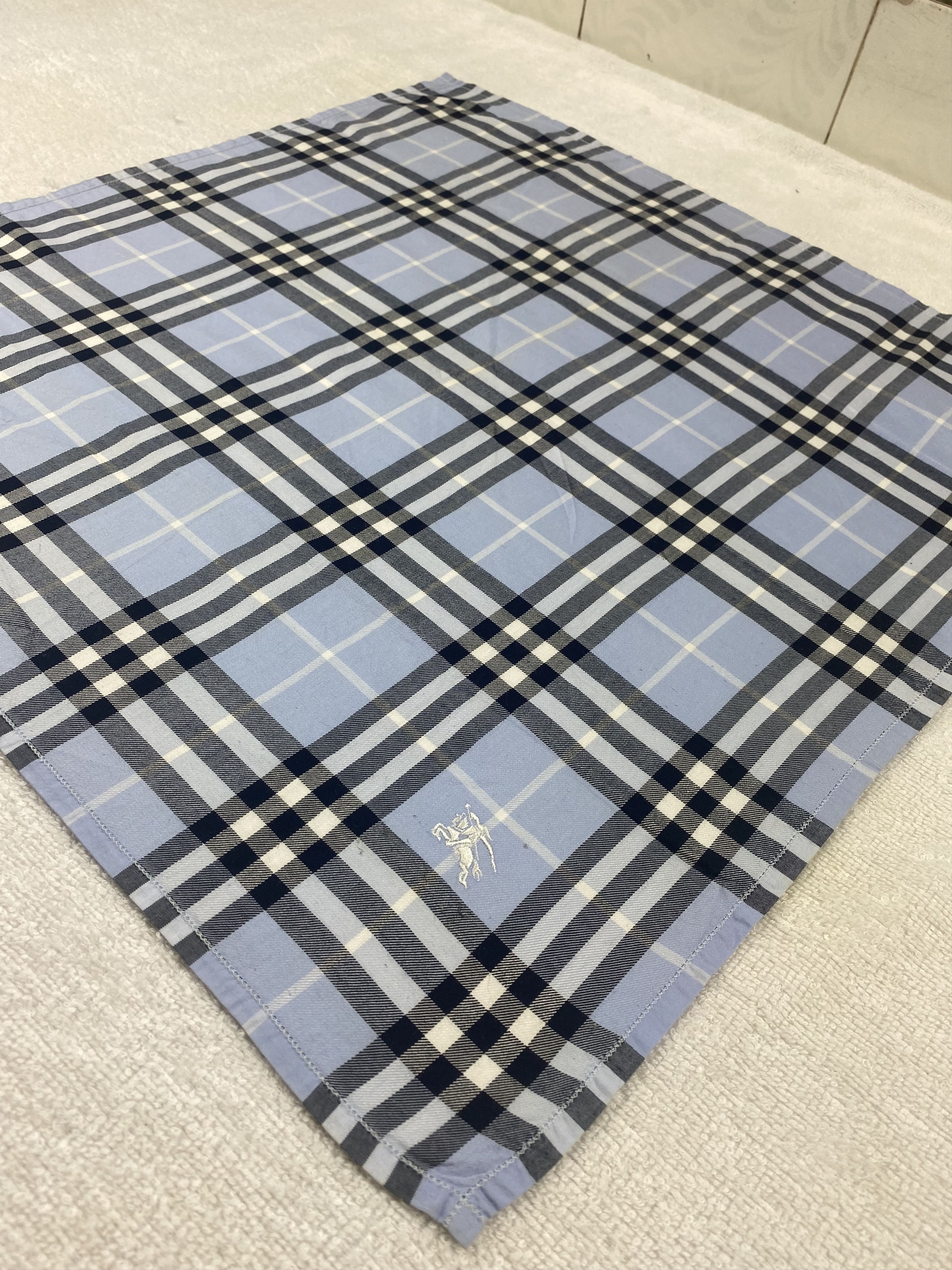 Burberry Vintage Burberry Handkerchief / Bandana / Neckerchief Size ONE SIZE - 4 Thumbnail