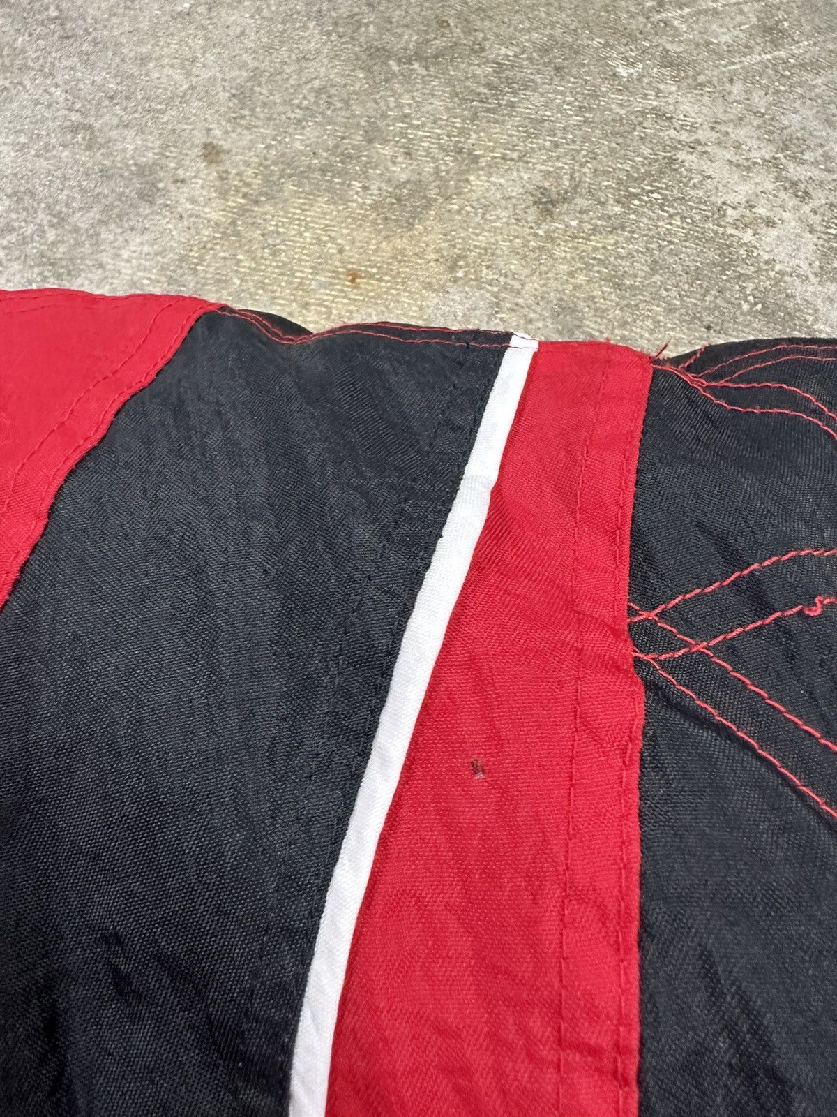 Starter Vintage 90s Starter Nebraska Cornhuskers Puffer Jacket Size US XL / EU 56 / 4 - 13 Thumbnail