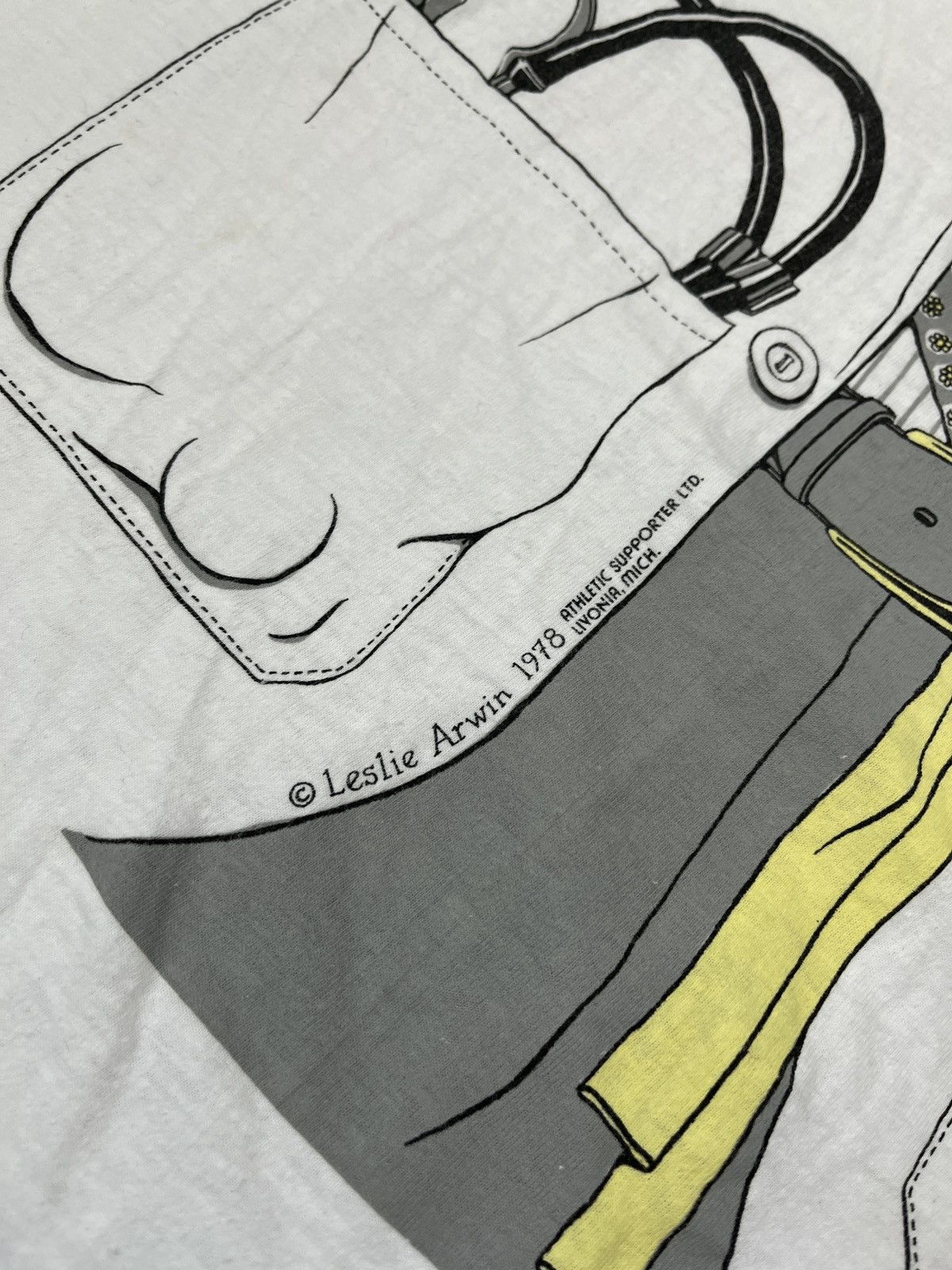 Other Vintage 1978 Leslie Arwin Doctor USA T-shirt Rare Retro Size US XL / EU 56 / 4 - 5 Thumbnail