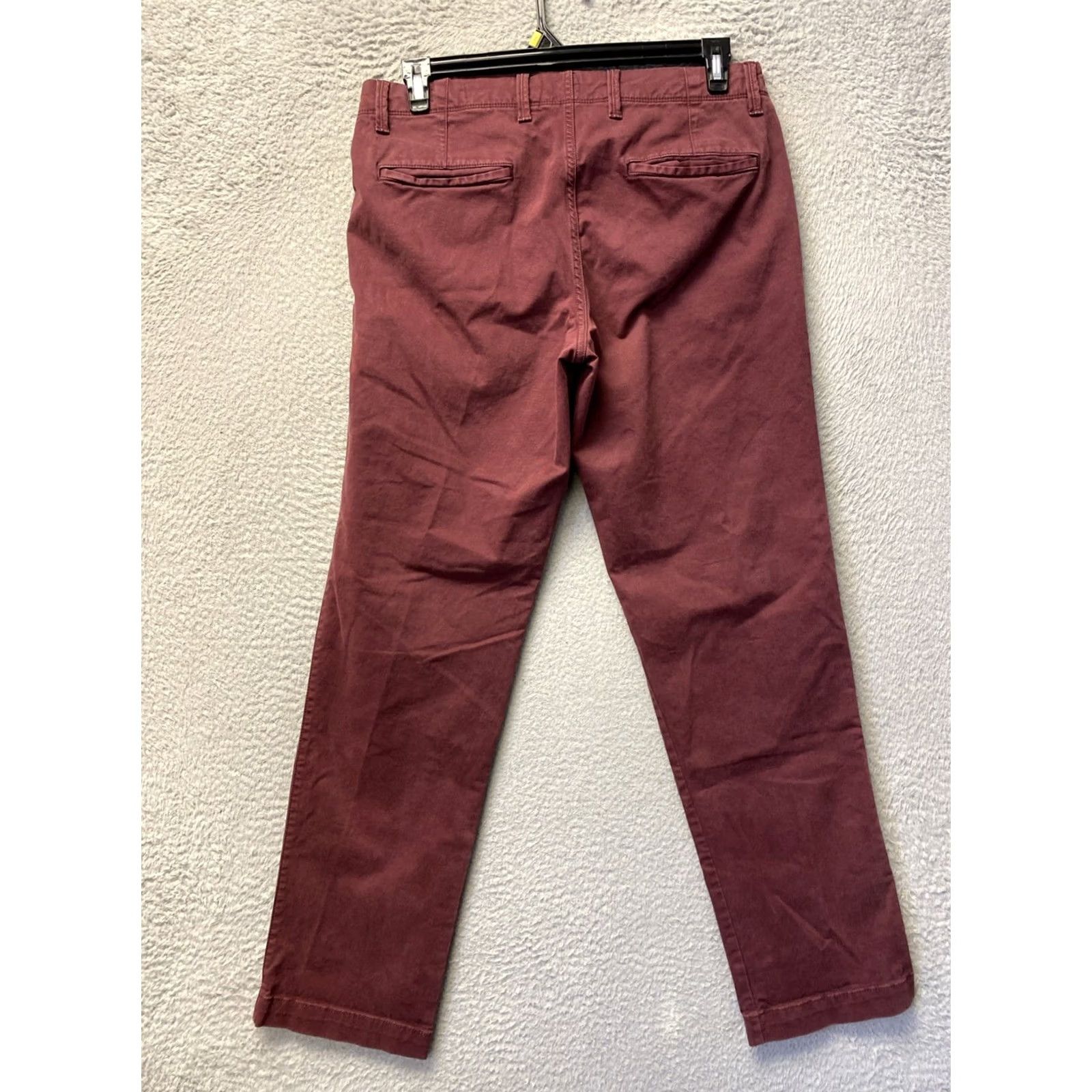 Gap Gap Chino Pants Mens 33x32 Slim Chino Pants Maroon Cotton Twill Pockets Button Zip Slim Stretch Casual Men’s Pants Size US 33 - 6 Thumbnail