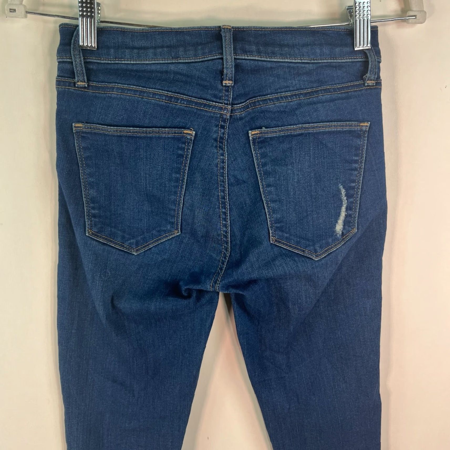 Gap Gap 1969 Womens Skinny Ankle Jeans Distressed Blue Denim Size 25 R 26X27 Size 42" / US 20 - 6 Thumbnail