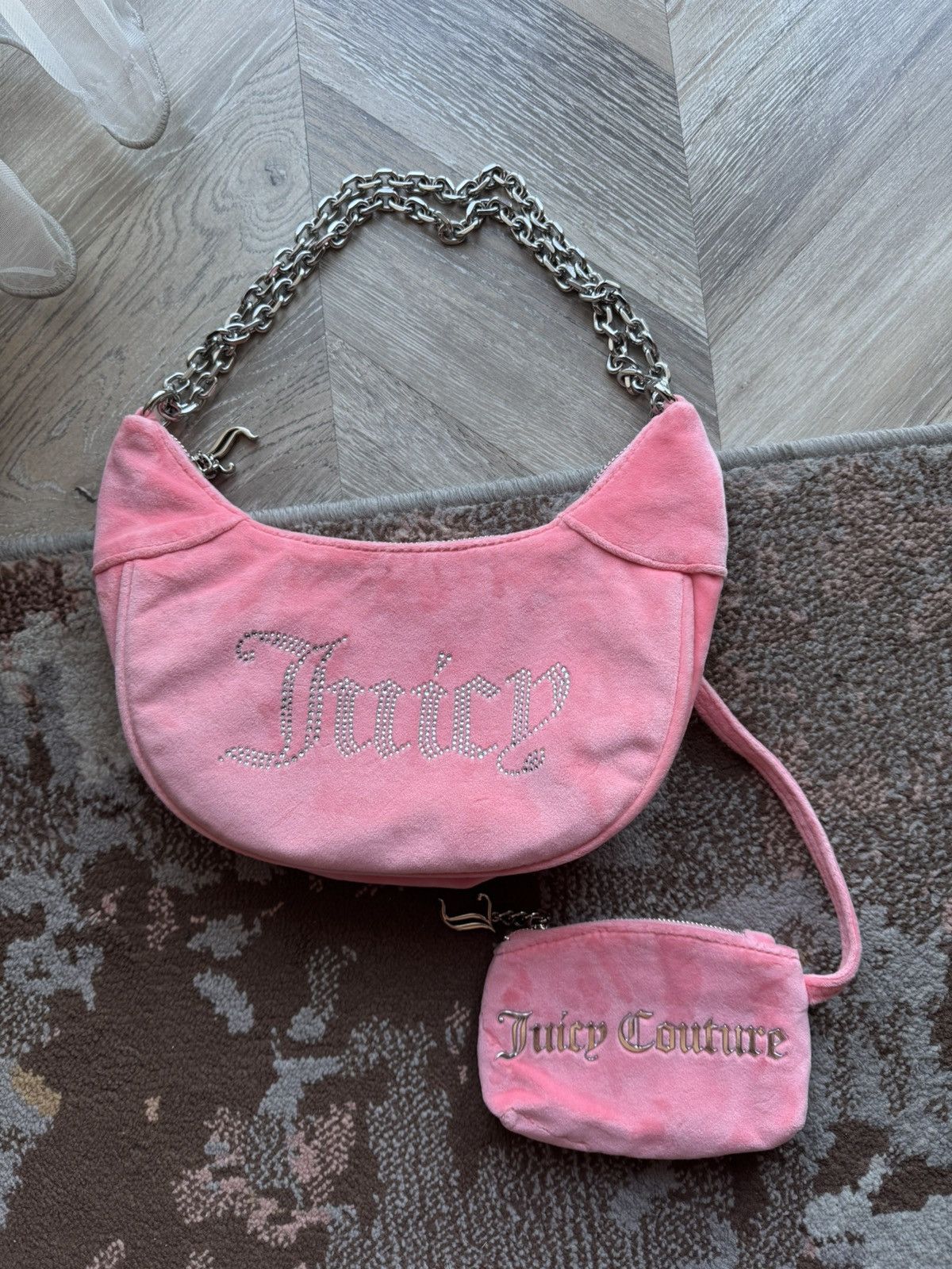 Juicy Couture Juicy Coutre Velour Big logo Pink Y2K shoulder bag Size ONE SIZE - 3 Thumbnail