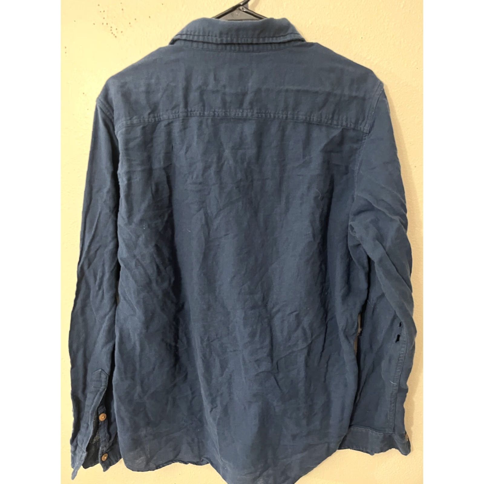 Frye VINTAGE Frye Blue Long Sleeve Button-Up Shirt Mens Large 100% Cotton Size US L / EU 52-54 / 3 - 5 Thumbnail
