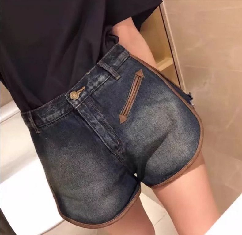 Saint Laurent Paris Saint Laurent Paris Dark blue wash jeans edge leather casu Size 27" / US 4 / IT 40 - 9 Thumbnail