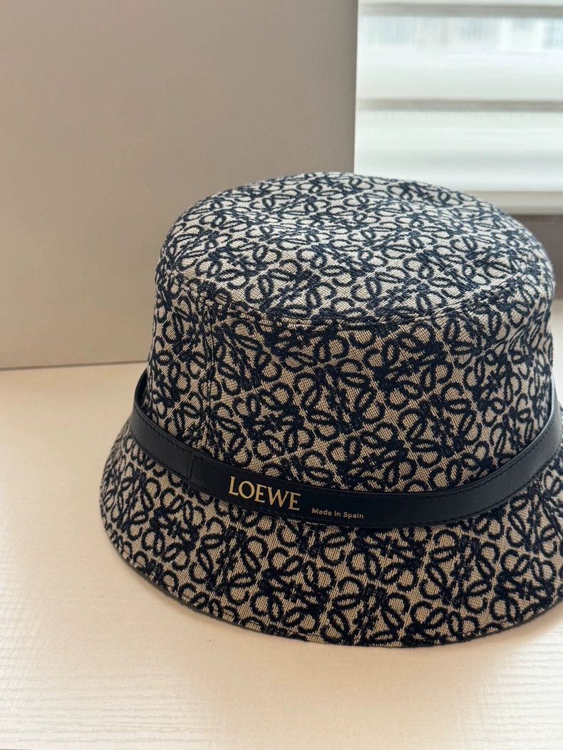 Loewe LOEWE size 57 Bucket hat, sizes 57 and 59 Size ONE SIZE - 3 Thumbnail