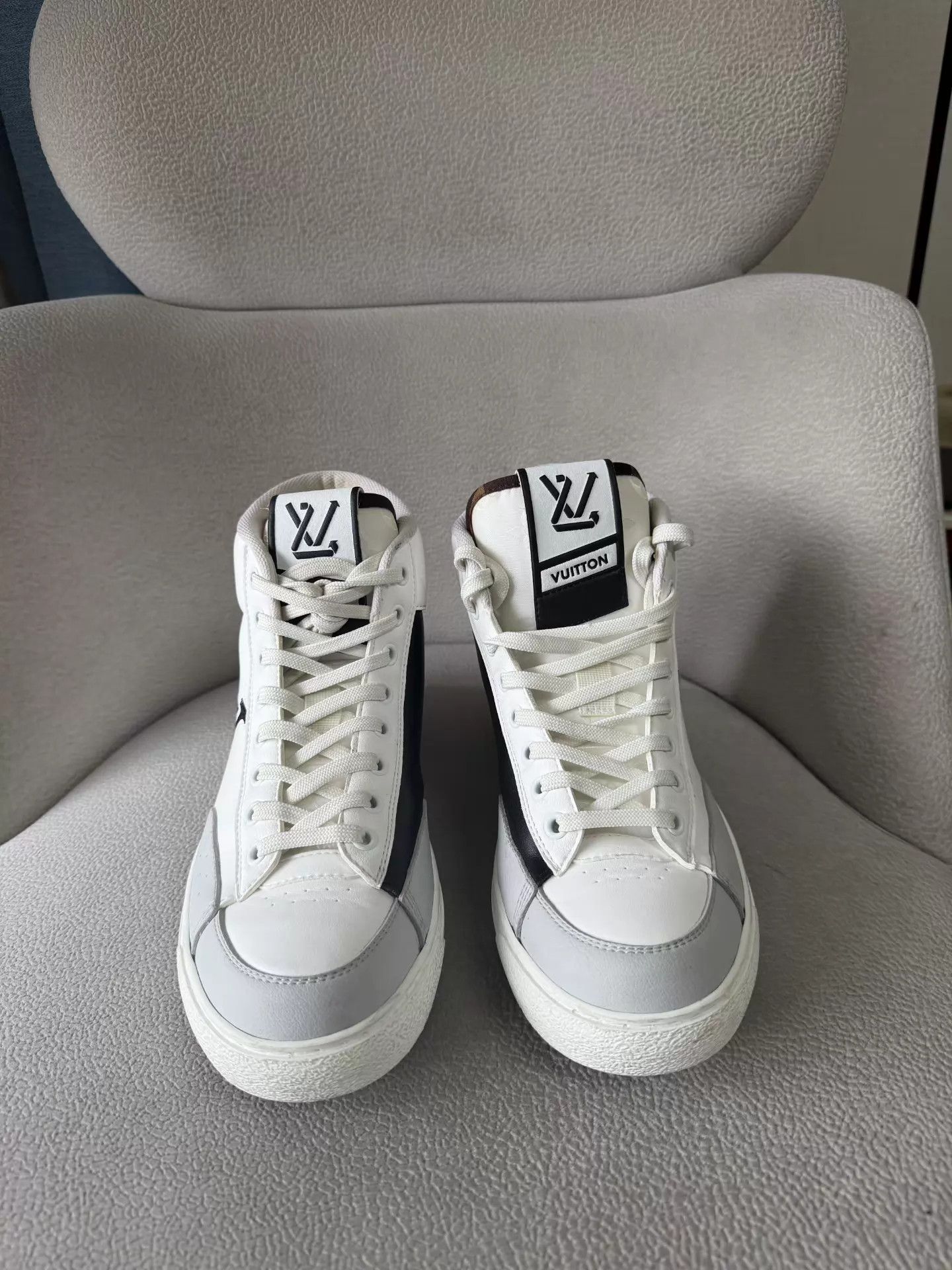 Louis Vuitton LV High-Top Sneakers WhiteGray 2Tone 37.5 98 New Size US 7 / IT 37 - 2 Thumbnail