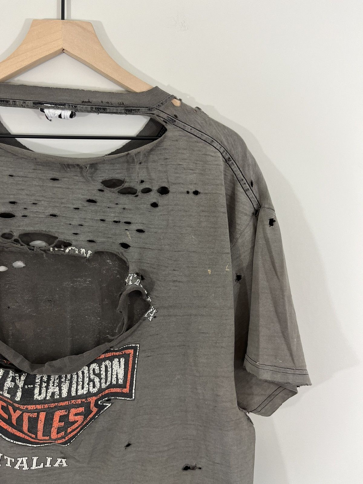 Harley Davidson Harley Davidson ITALIA Thrashed Sun Faded Moto Tee Size US L / EU 52-54 / 3 - 14 Thumbnail