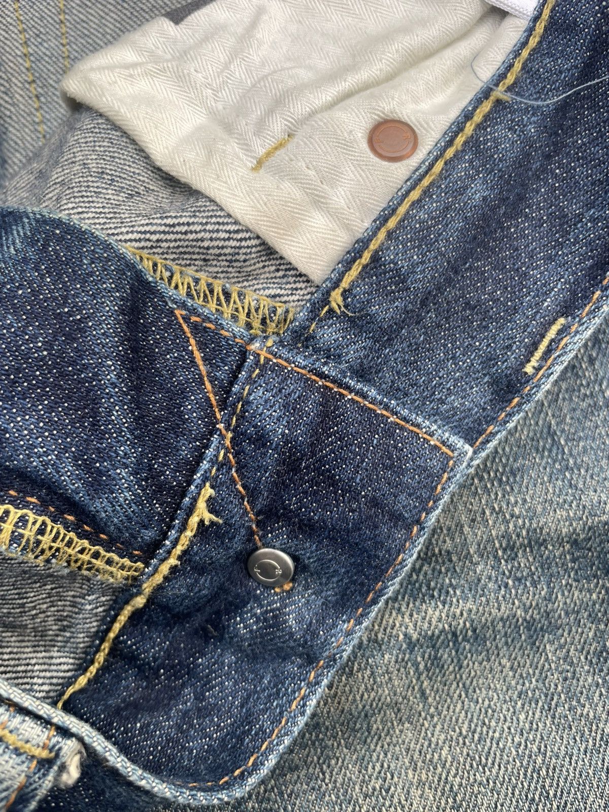 Japanese Brand × Uniqlo Uniqlo UJ S002 Selvedge Distresed Jeans Size US 34 / EU 50 - 21 Thumbnail