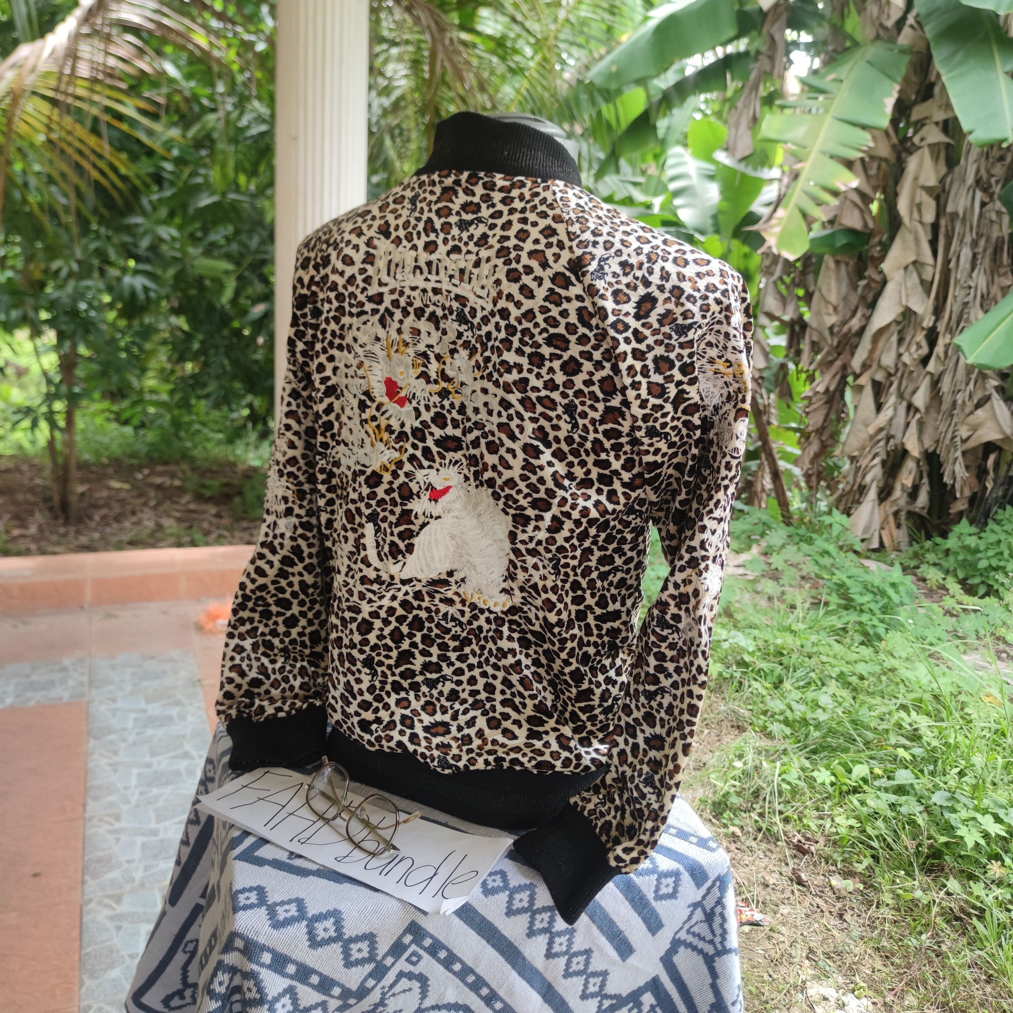 Lonsdale LONSDALE LONDON LEOPARD SUKAJAN DRAGON SIZE L FITS S-M Size US L / EU 52-54 / 3 - 5 Thumbnail