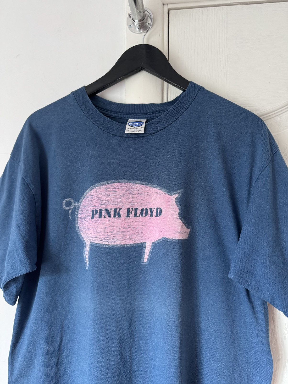 Band Tees Vintage 90s Pink Floyd Animals Album Pig T Shirt (Duty-free) Size US L / EU 52-54 / 3 - 2 Thumbnail