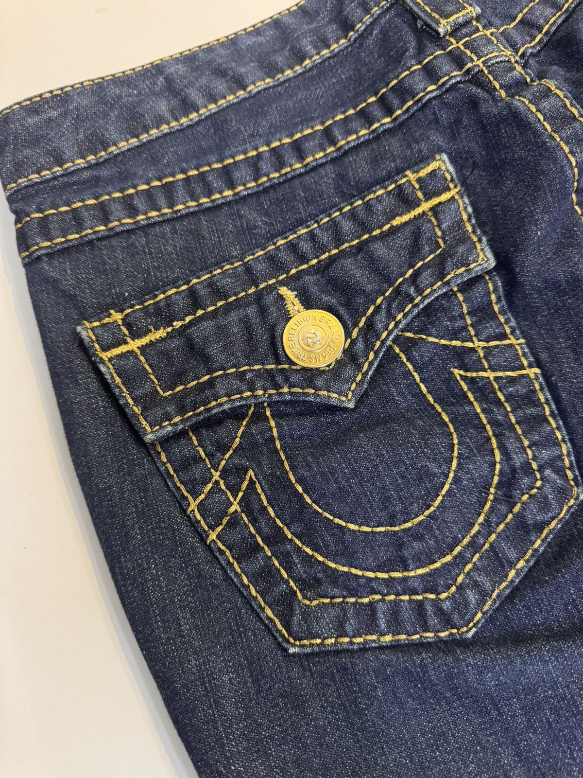 True Religion True Religion Short Denim Pant size 30” Size 30" / US 8 / IT 44 - 8 Thumbnail