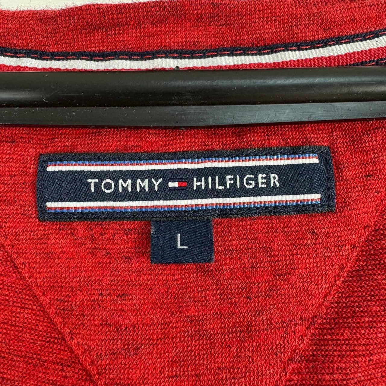 Tommy Hilfiger Tommy Hilfiger Red V-Neck Pocket T-Shirt Mens Size L Size US L / EU 52-54 / 3 - 4 Thumbnail