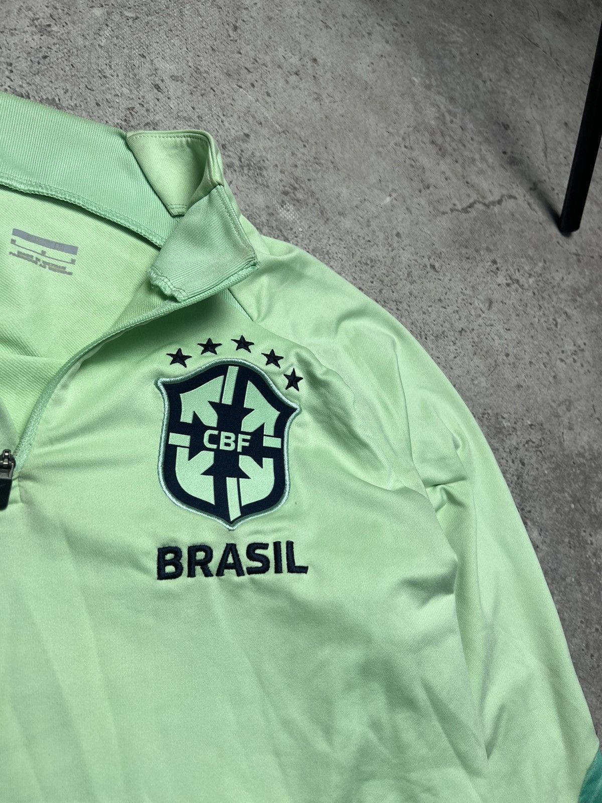Nike Vintage Nike Brazil Training Long Sleeve Jersey Size US M / EU 48-50 / 2 - 5 Thumbnail