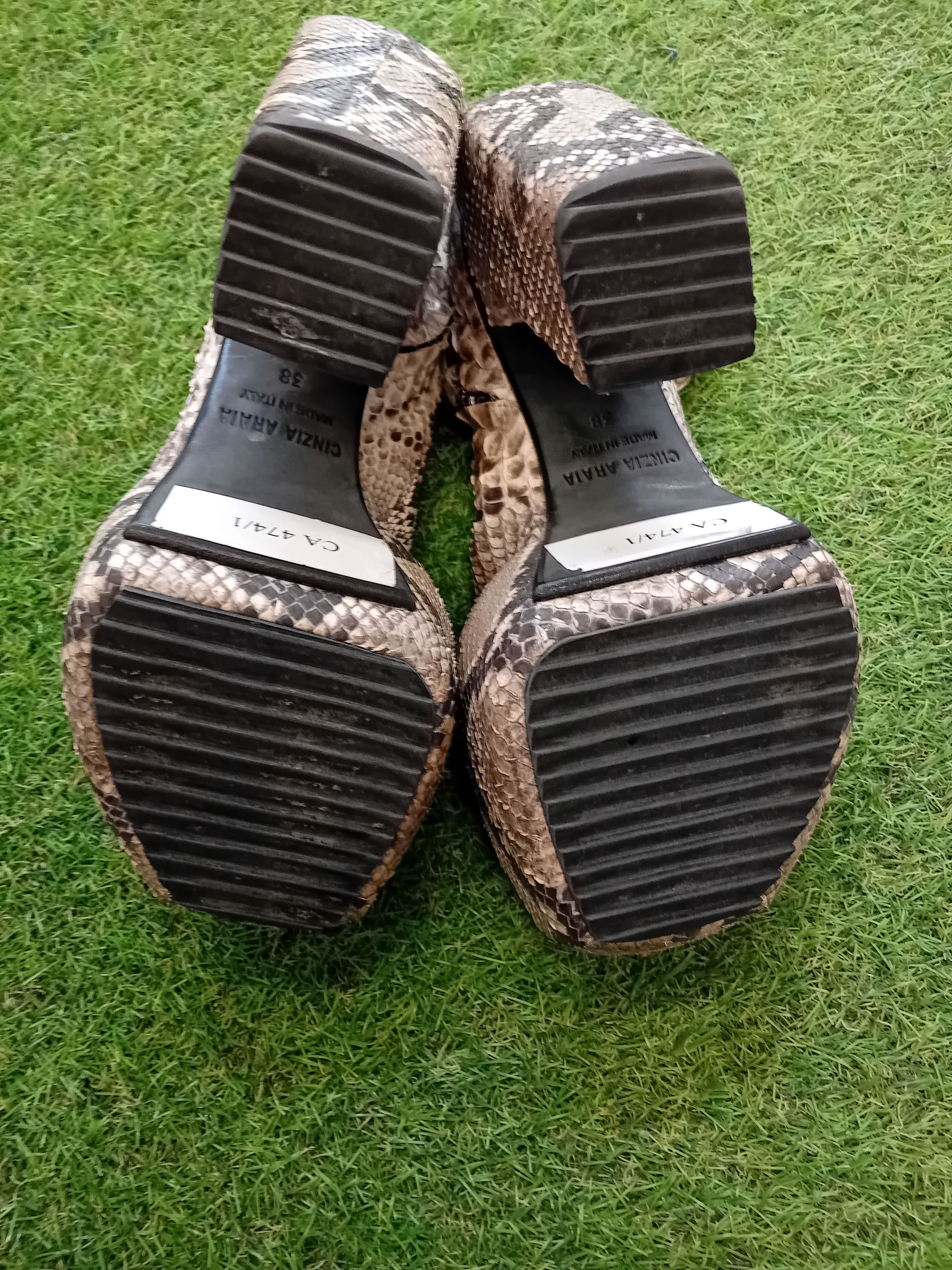 Cinzia Araia Cinzia Araia Designer Heels – Python Leather, Italy Size US 8 / IT 38 - 4 Thumbnail