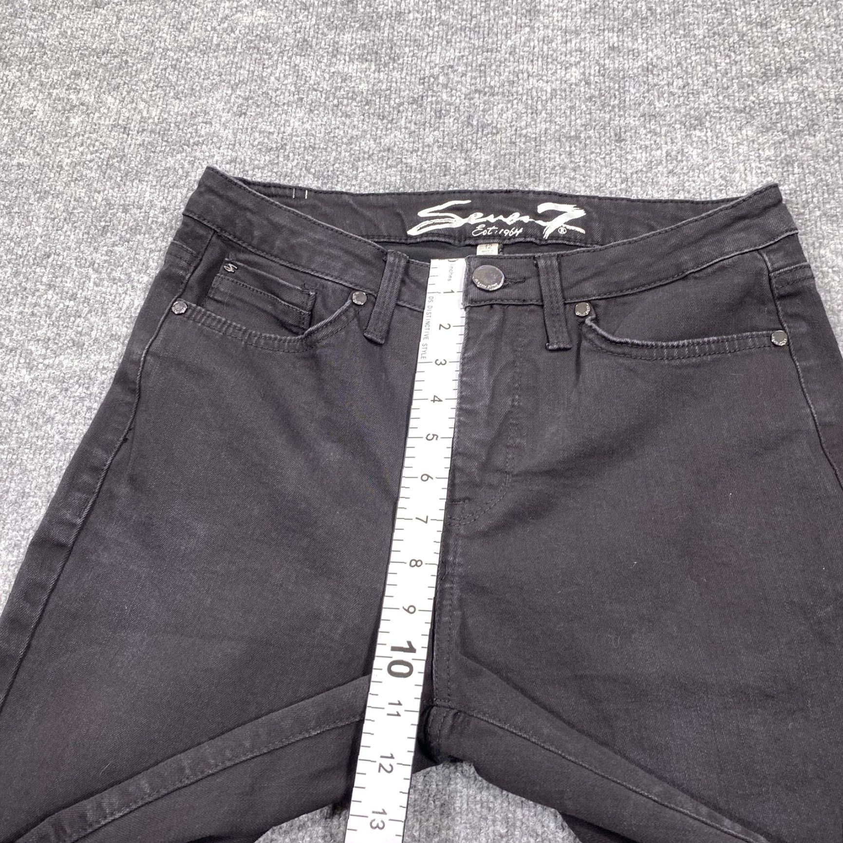 Vintage VINTAGE Seven7 Jeans Womens 12 Black Charcoal Skinny Stretch Denim Mid Rise Frayed Hem Size 34" / US 12 / IT 48 - 6 Thumbnail