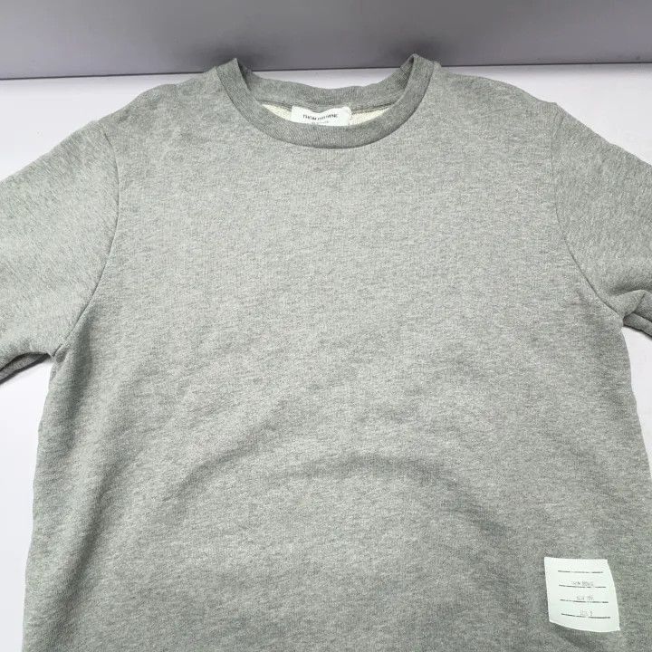 Thom Browne Thom Browne Gray Long Sleeve Sweatshirt for Men -2507 Size US L / EU 52-54 / 3 - 3 Thumbnail