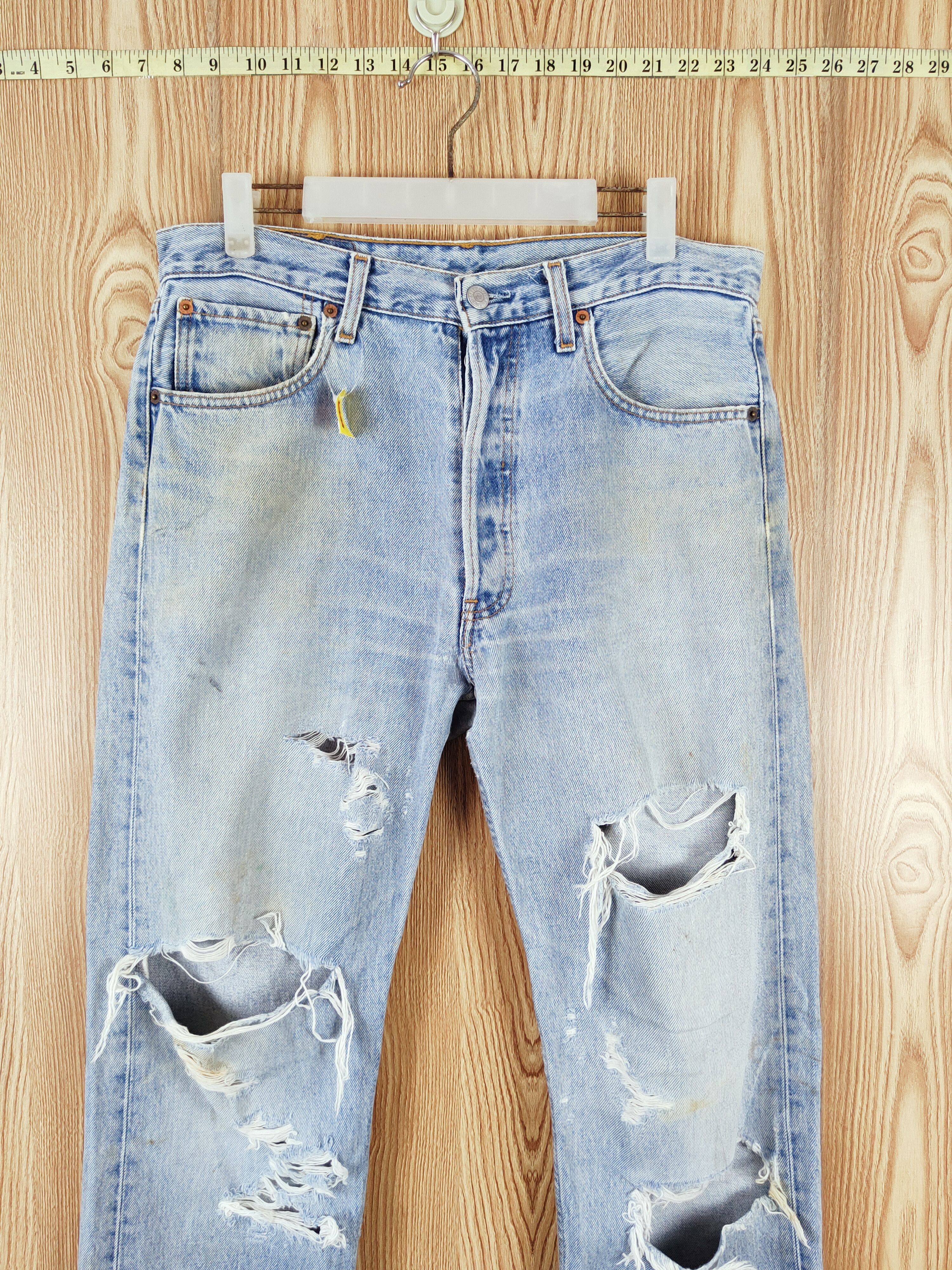 Levi's 501 Levi's Blue Distressed Ripped Jeans #W541 Size US 33 - 2 Thumbnail