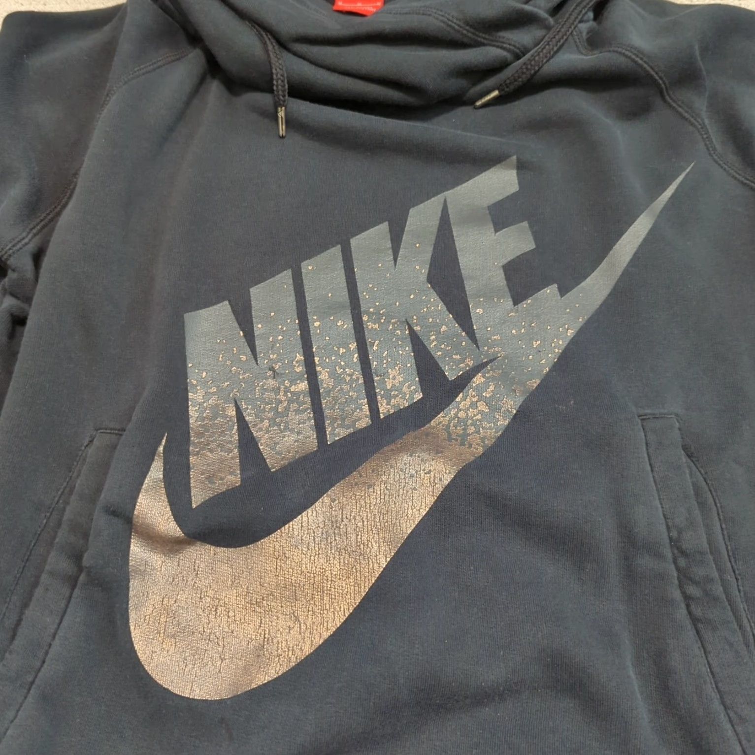 Nike VINTAGE Nike Logo Hoodie Womens M Black Pullover Hooded Sweatshirt Knit Sweatshirt Size M / US 6-8 / IT 42-44 - 3 Thumbnail