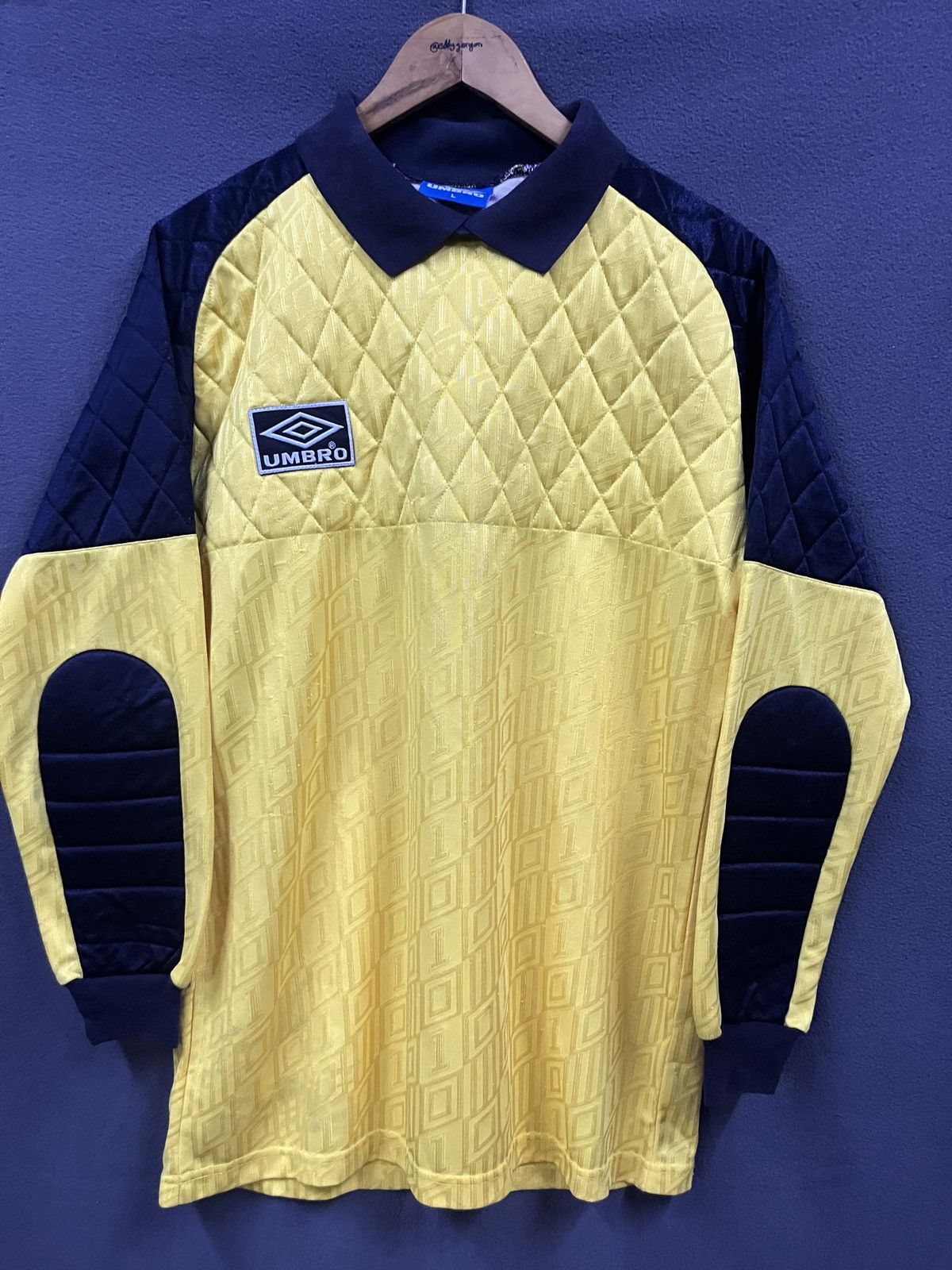 Umbro VINTAGE UMBRO KEEPER JERSEY PADDING Size US L / EU 52-54 / 3 - 1 Thumbnail