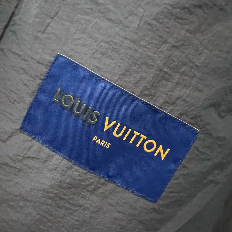 Louis Vuitton Louis Vuitton Striped-paneled leather logo jacket Size US M / EU 48-50 / 2 - 5 Thumbnail