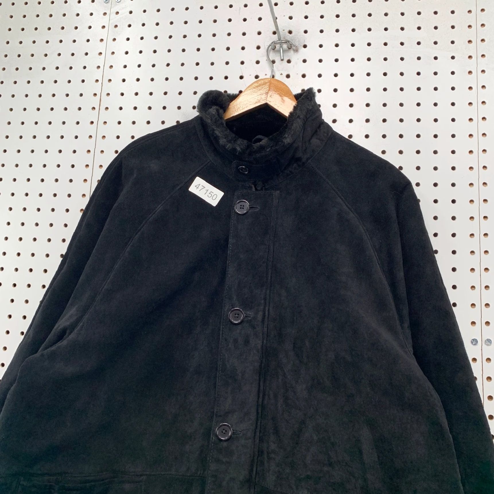 Vintage Terry Lewis Leather Suede Jacket Womens XL Black Faux Fur Liner Classic Luxuries Jacket Womens XL Black Leather Suede Terry Lewis Size XL / US 12-14 / IT 48-50 - 5 Thumbnail