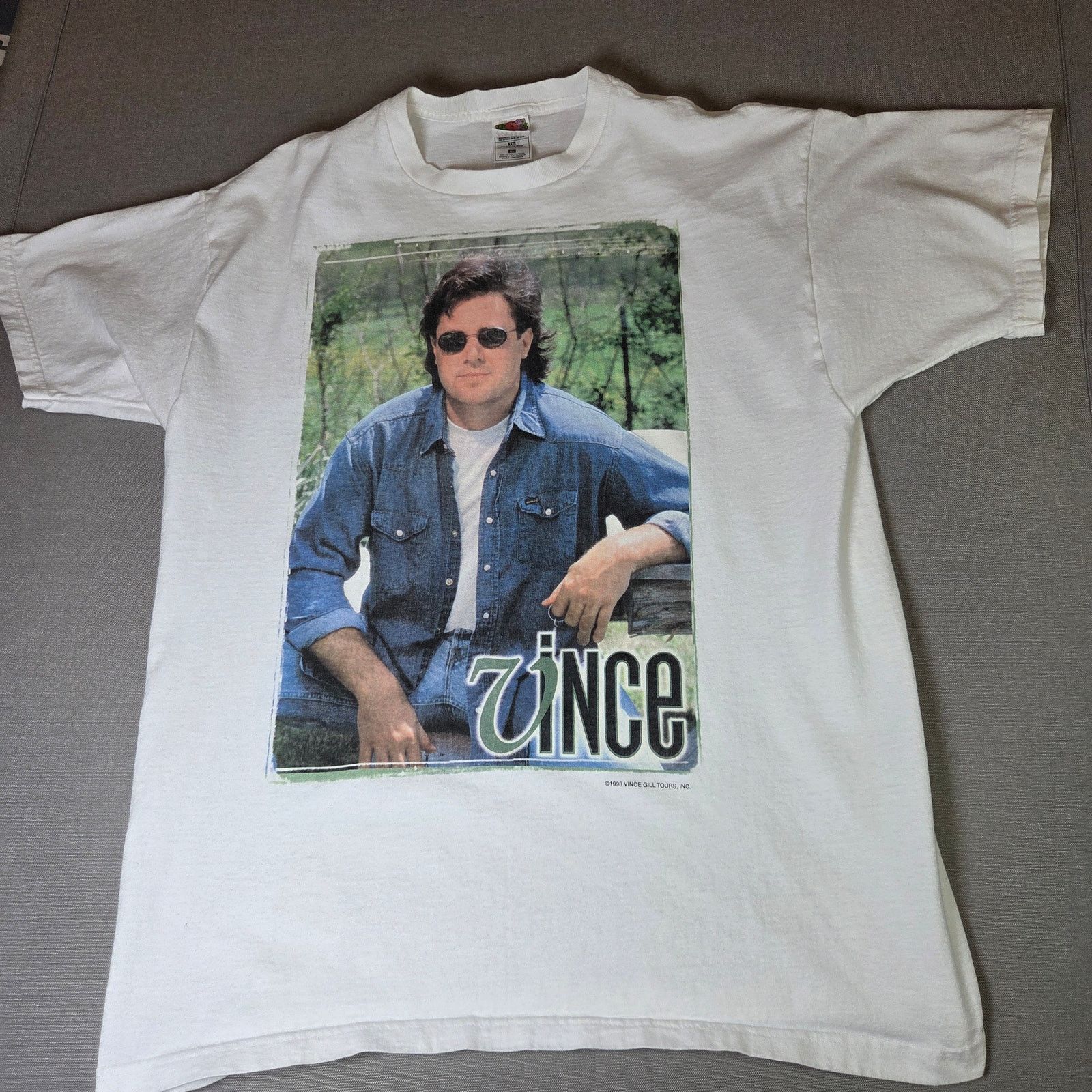 Fruit Of The Loom Vince Gill 1998 Vintage Tour Tee Shirt XL Size US XL / EU 56 / 4 - 1 Thumbnail