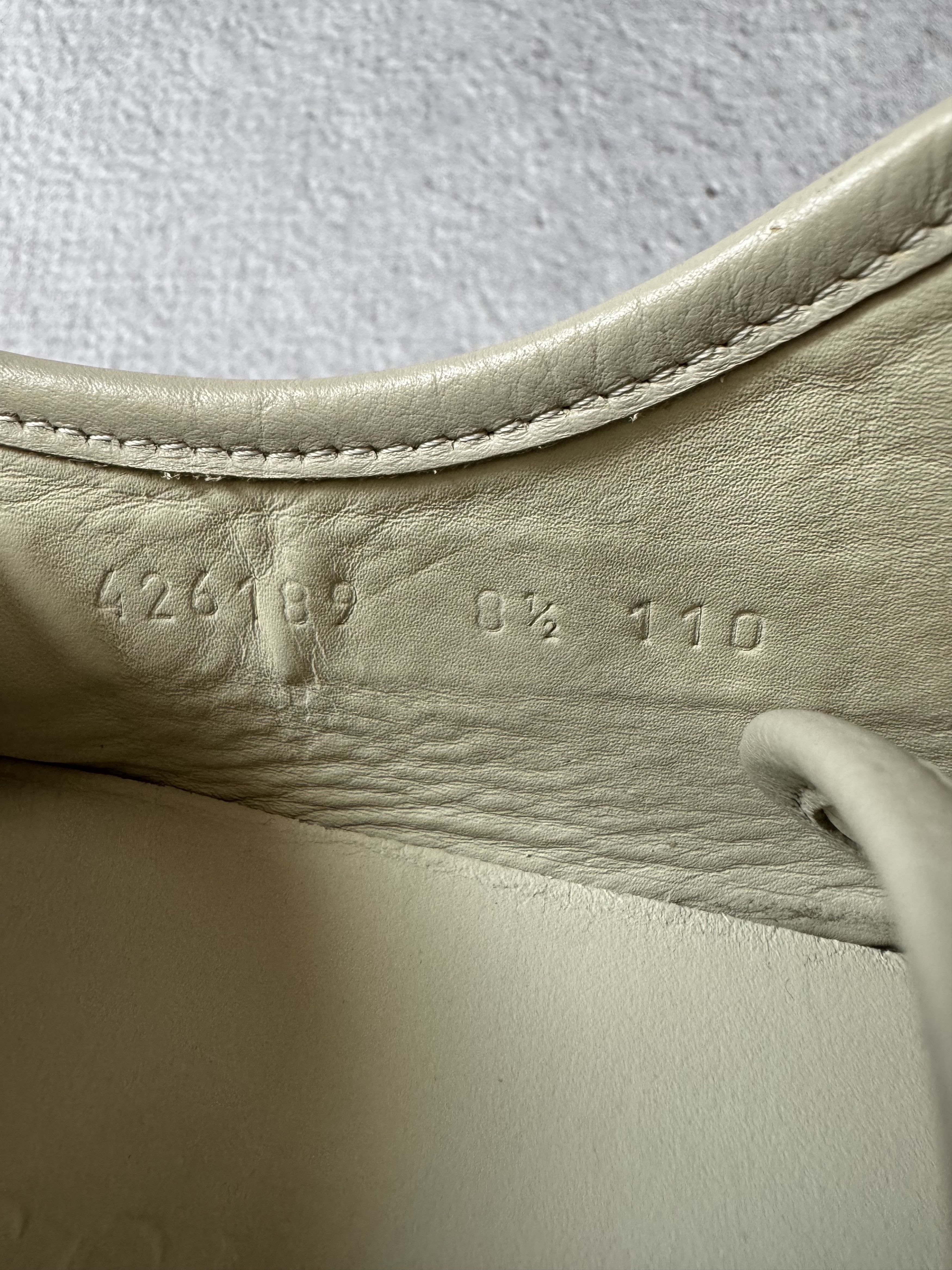 Gucci Gucci Canvas GG Monogram Sneakers 'Cotton Washed White' Size US 9 / EU 42 - 11 Thumbnail