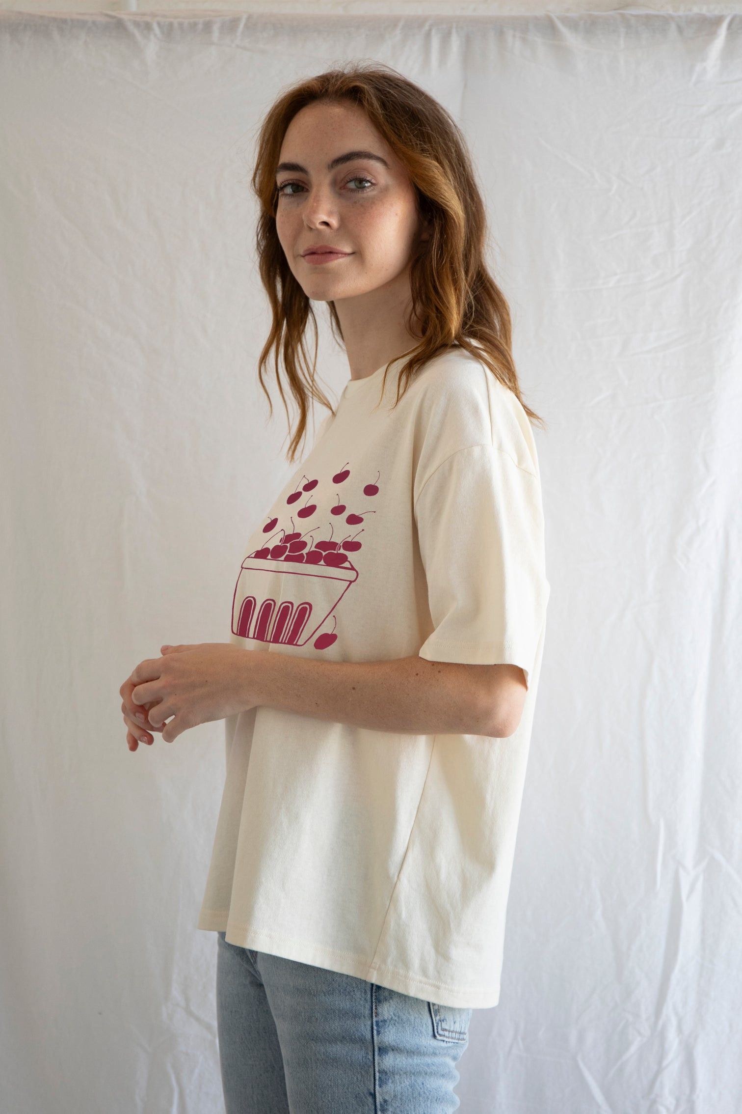 Designer × The Unbranded Brand Cherry Shirt, Fruit Shirt, Food Shirt, Screen T Shirt Size US L / EU 52-54 / 3 - 4 Thumbnail
