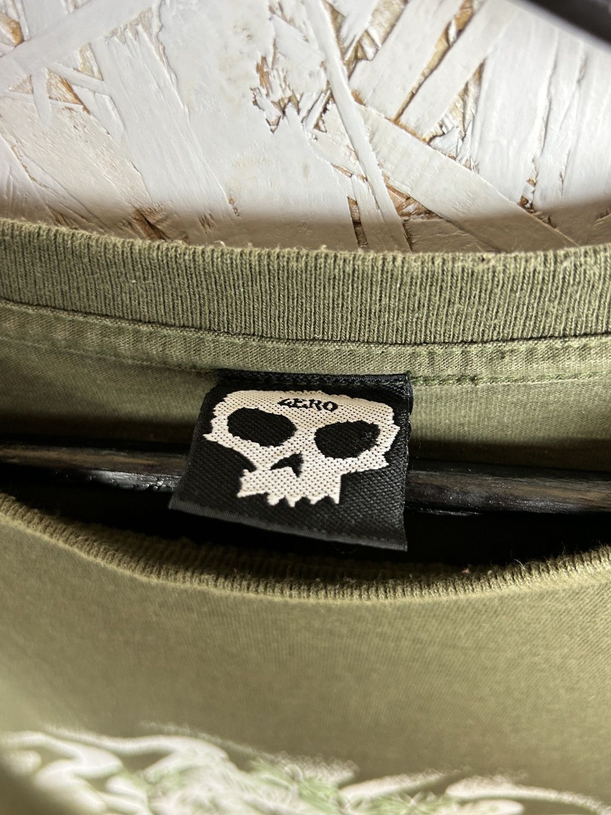 Vintage 90s Vintage Zero Skateboards Hypno Skull T-Shirt Green Size US L / EU 52-54 / 3 - 6 Thumbnail