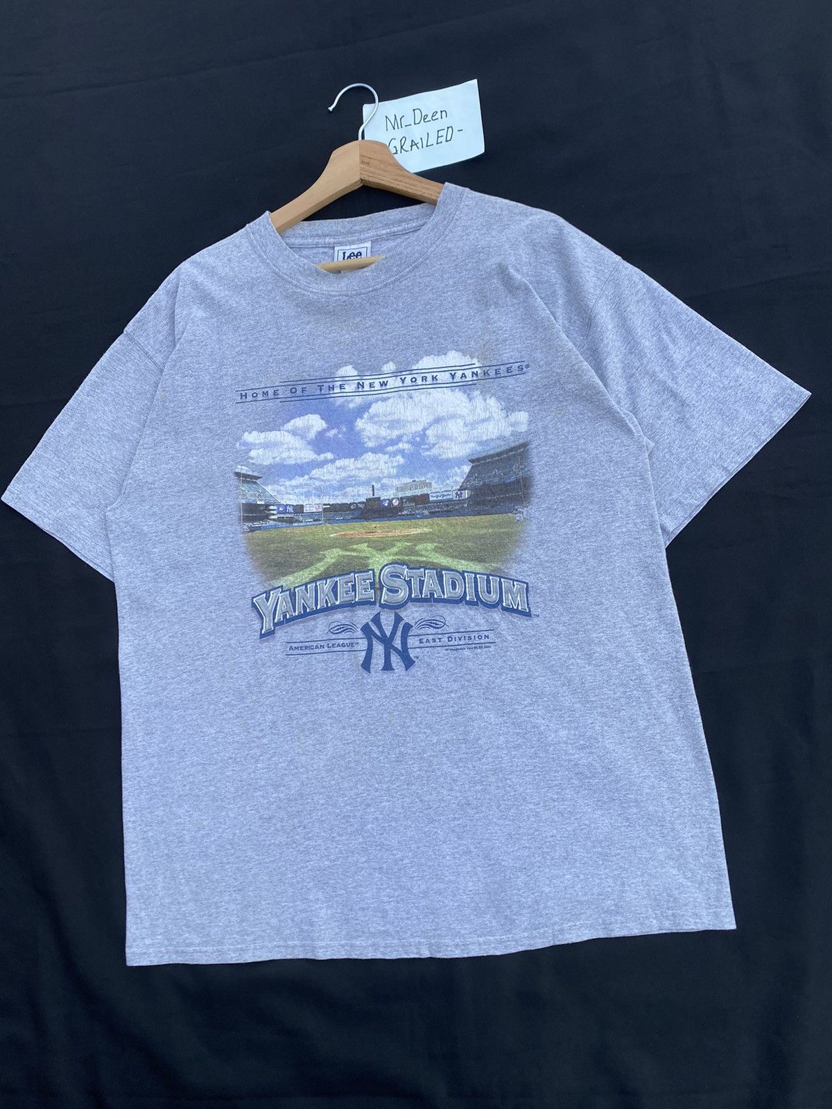 New York Yankees Rare Vintage New York Yankees Stadium Tshirt Size US L / EU 52-54 / 3 - 4 Thumbnail