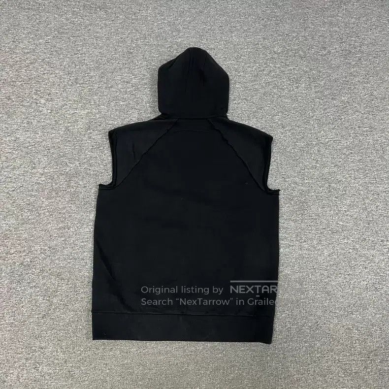 Givenchy Givenchy Sleeveless hooded sweatshirt with leather label Size US XS / EU 42 / 0 - 2 Thumbnail