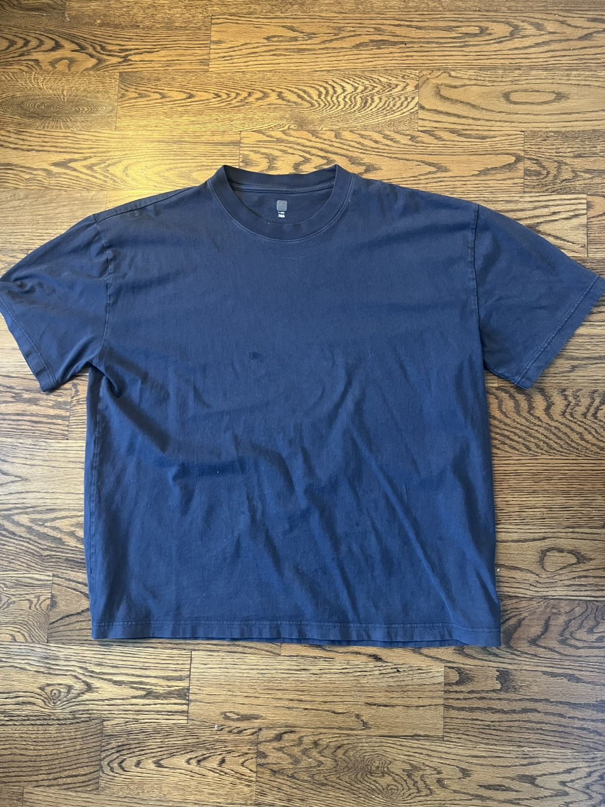Balenciaga × Gap × Yeezy Yeezy Gap Blank Navy Tee Size US XL / EU 56 / 4 - 1 Thumbnail