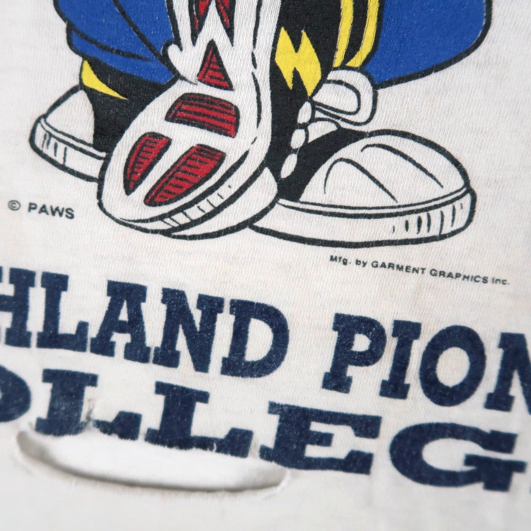 Vintage VINTAGE Garfield Northland Pioneer College T Shirt L White Men's 90s USA Made Art: Graphic Print Size US L / EU 52-54 / 3 - 5 Thumbnail